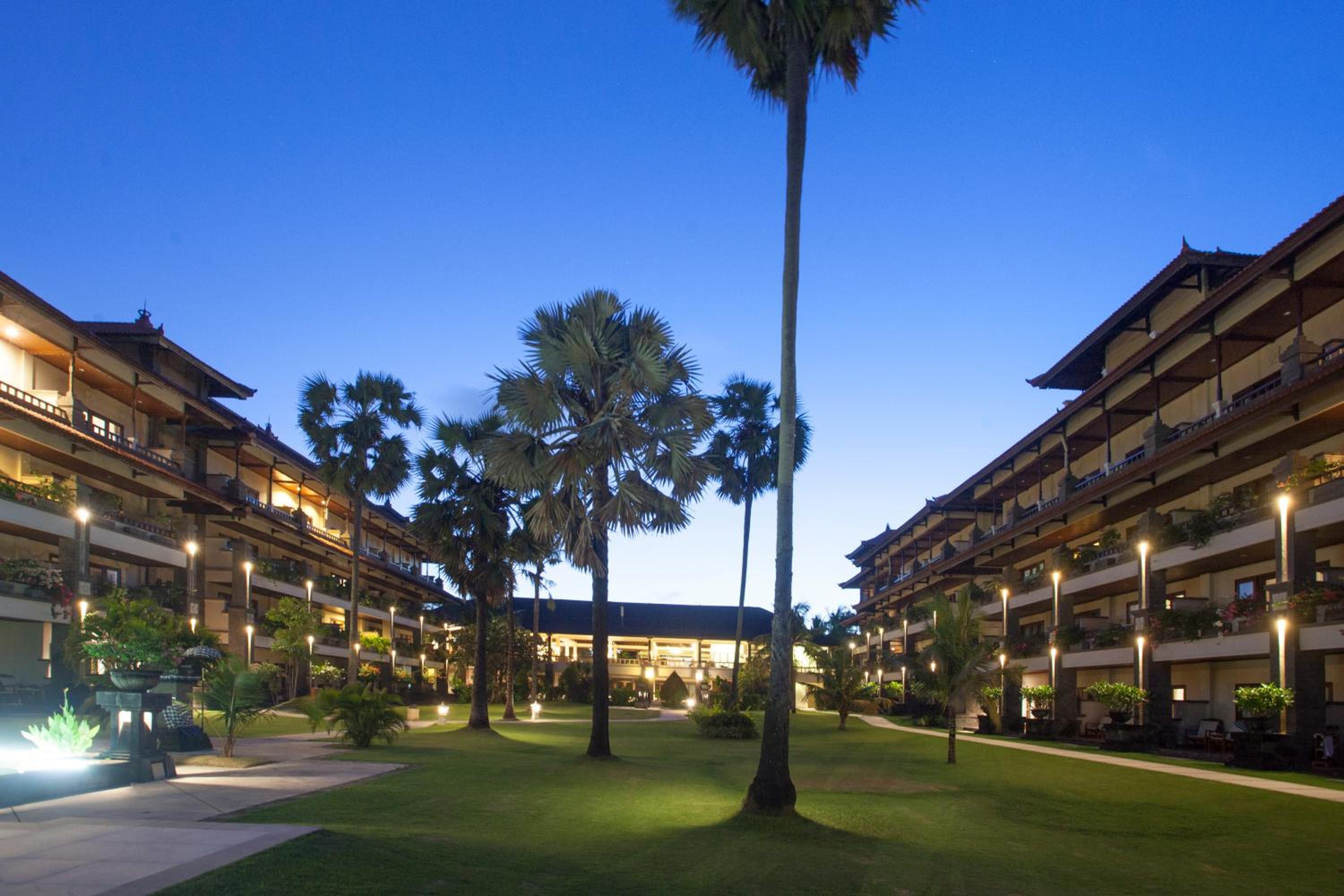 Hotel Peninsula Beach Resort