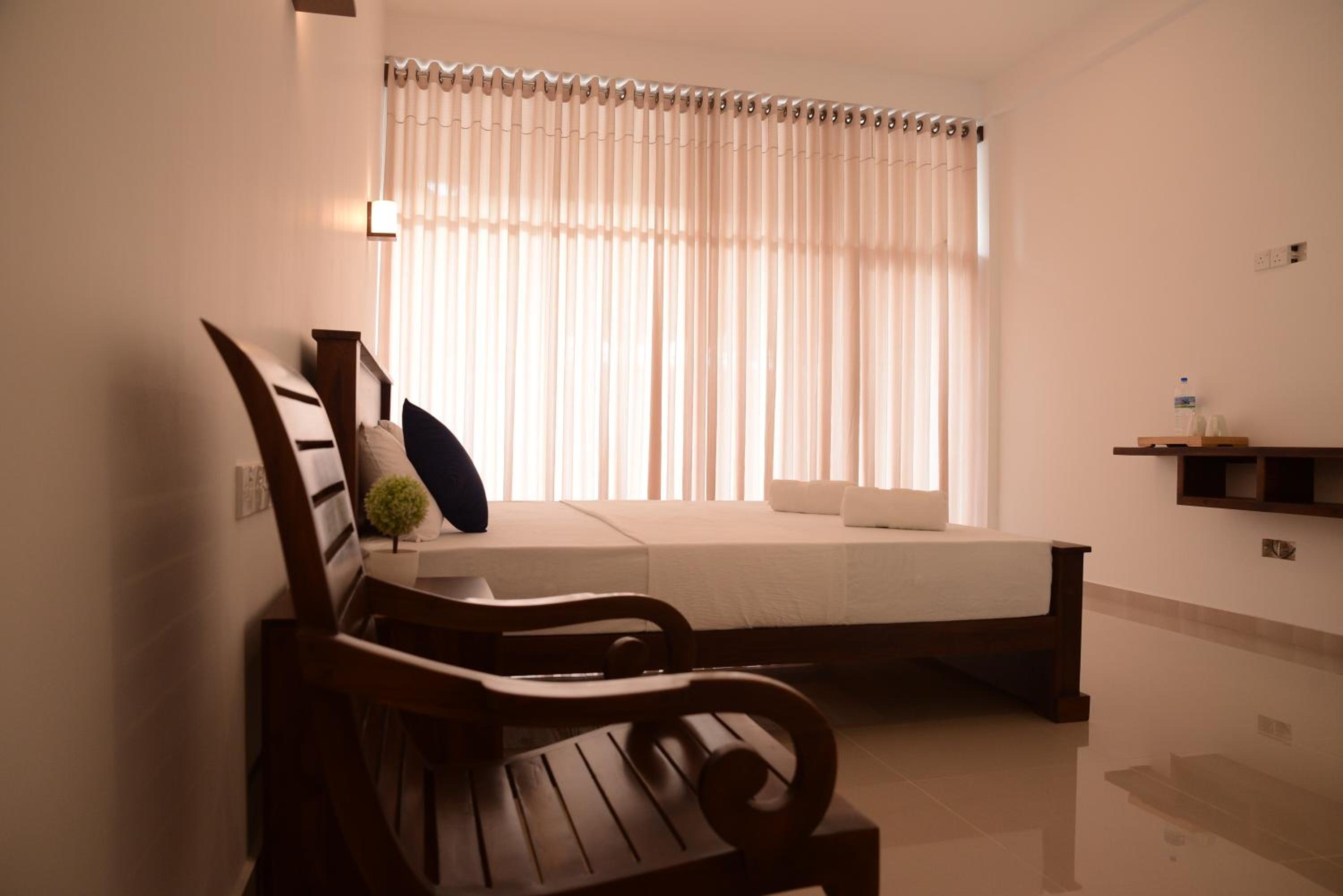 Photo 37