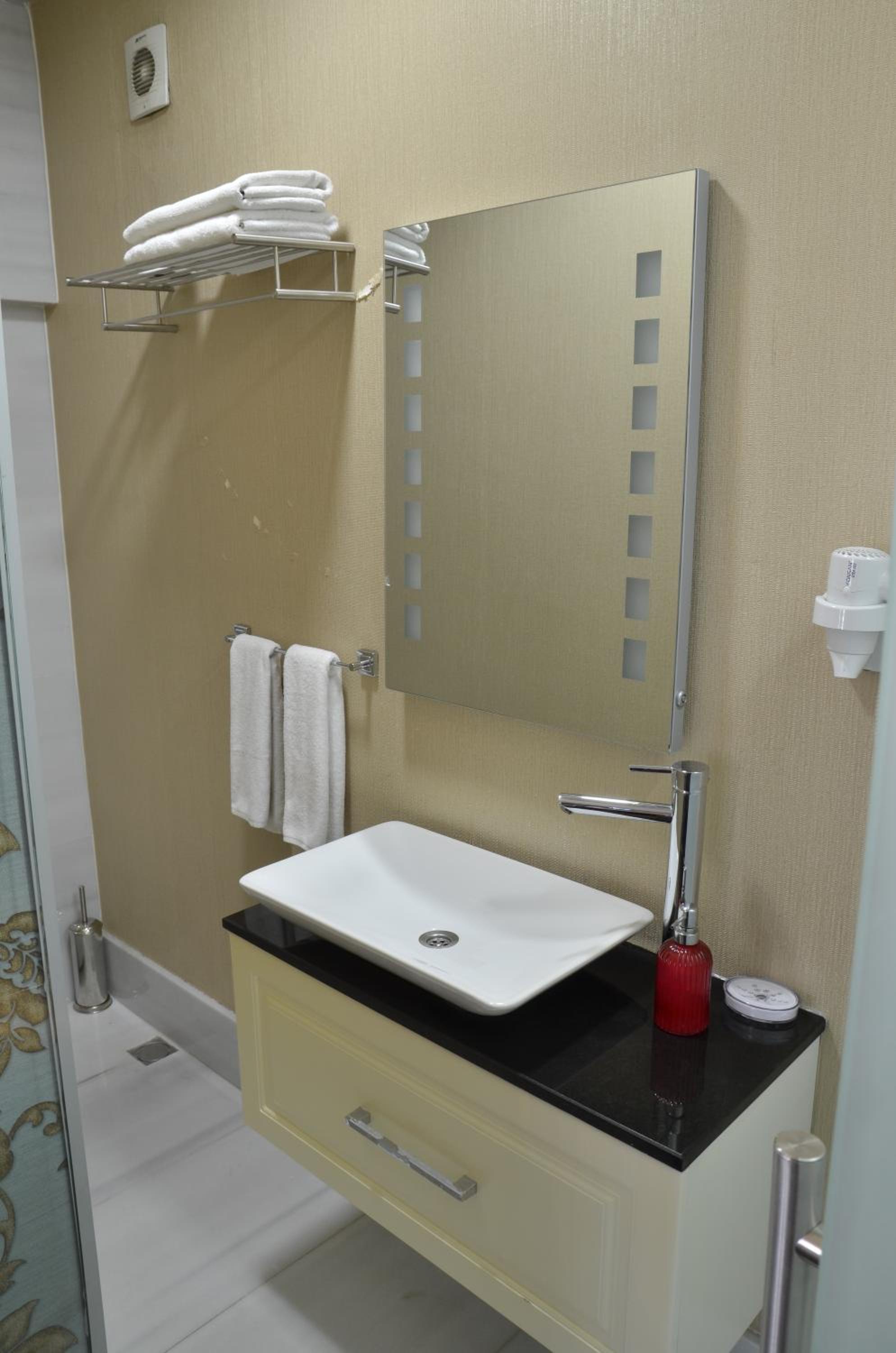 Miller Otel - Image 36