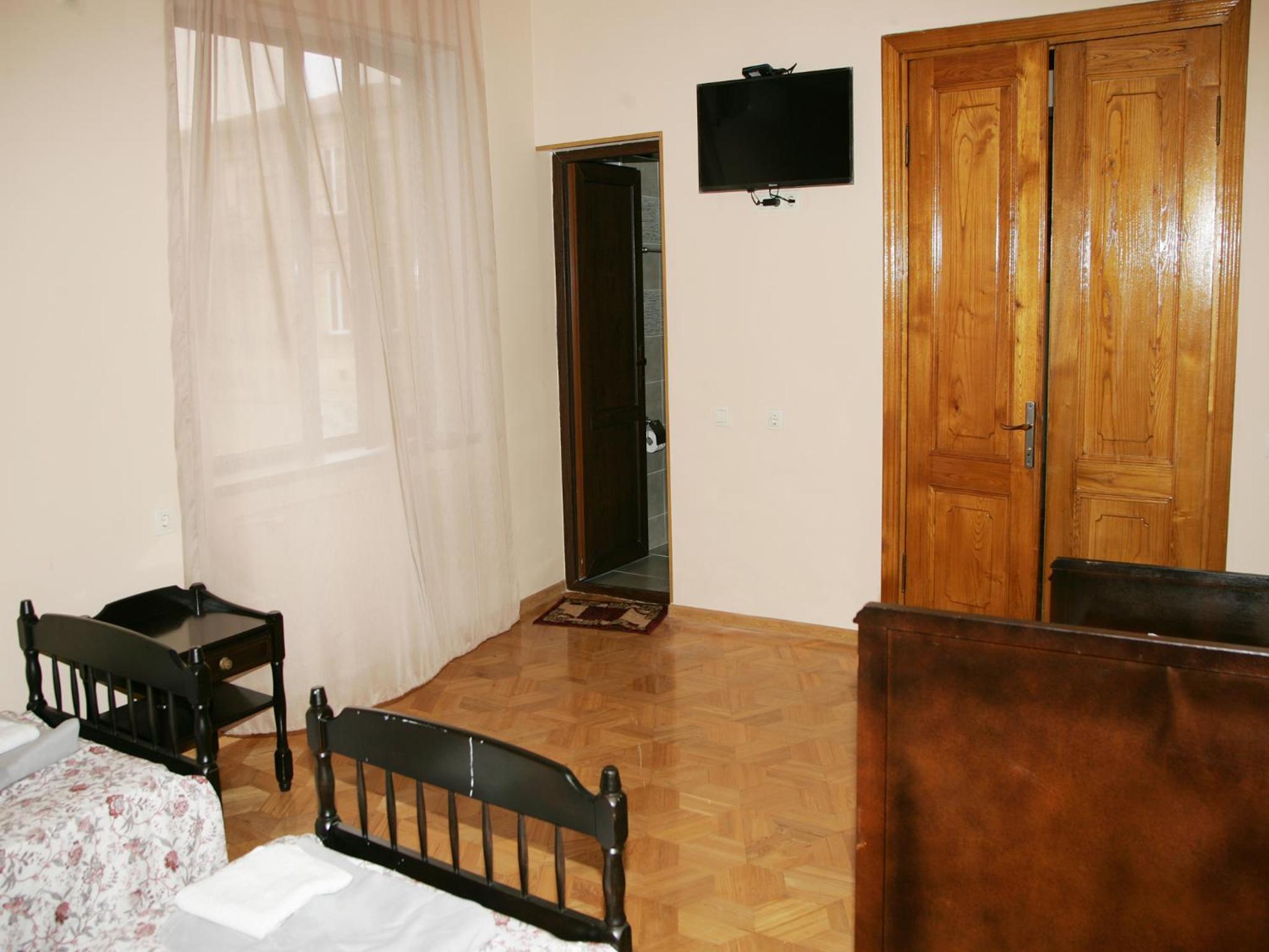 Photo 23