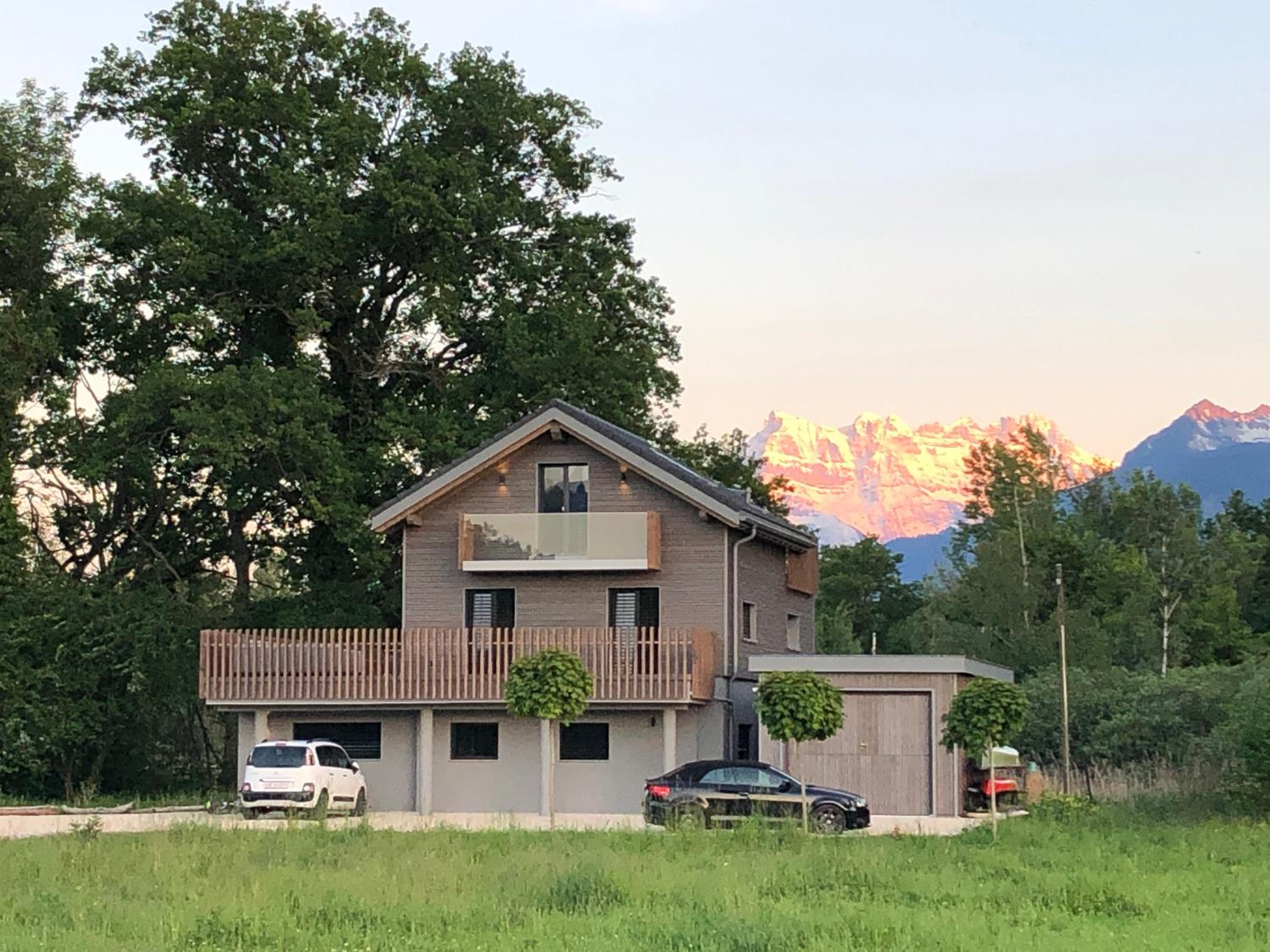 Swiss Lake Lodge