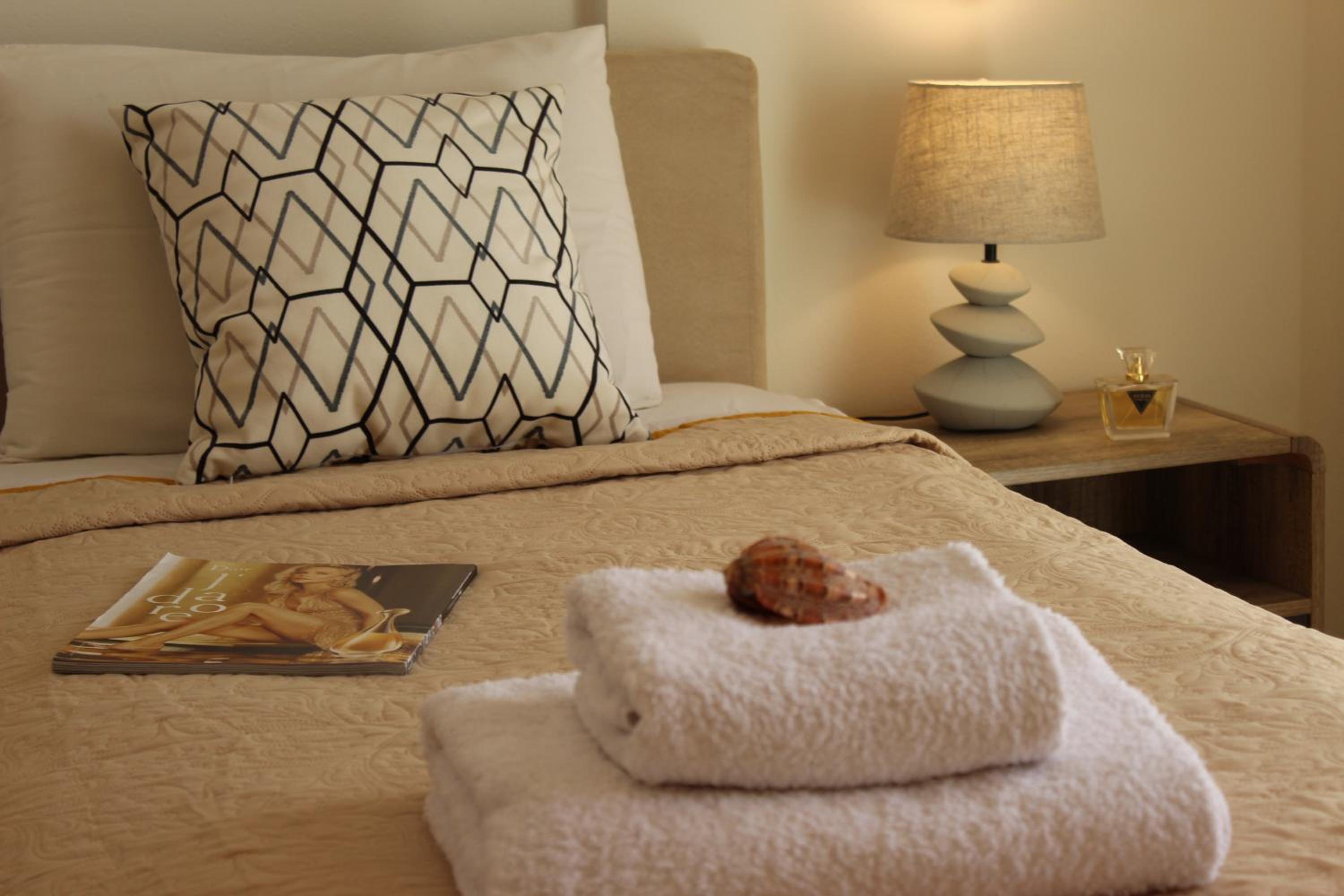 Amazing Beachfront Apartment in Hersonissos photo 3