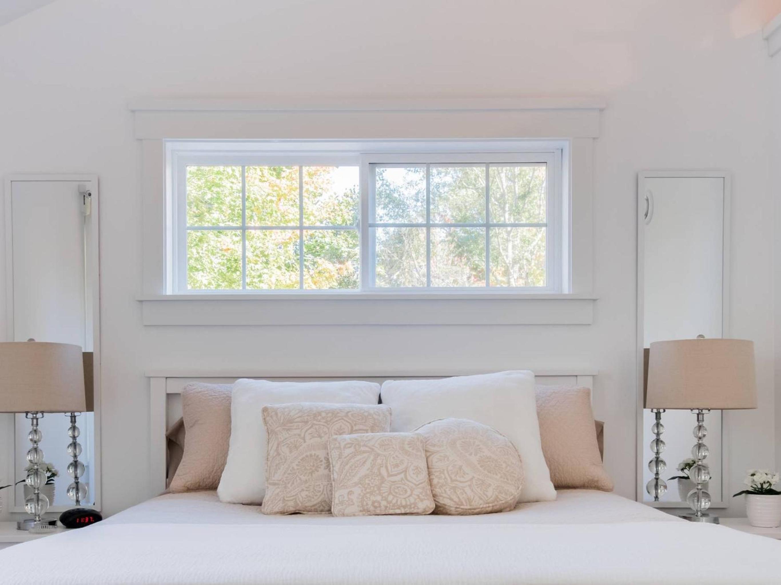 Mahone Bay Hide-Away
