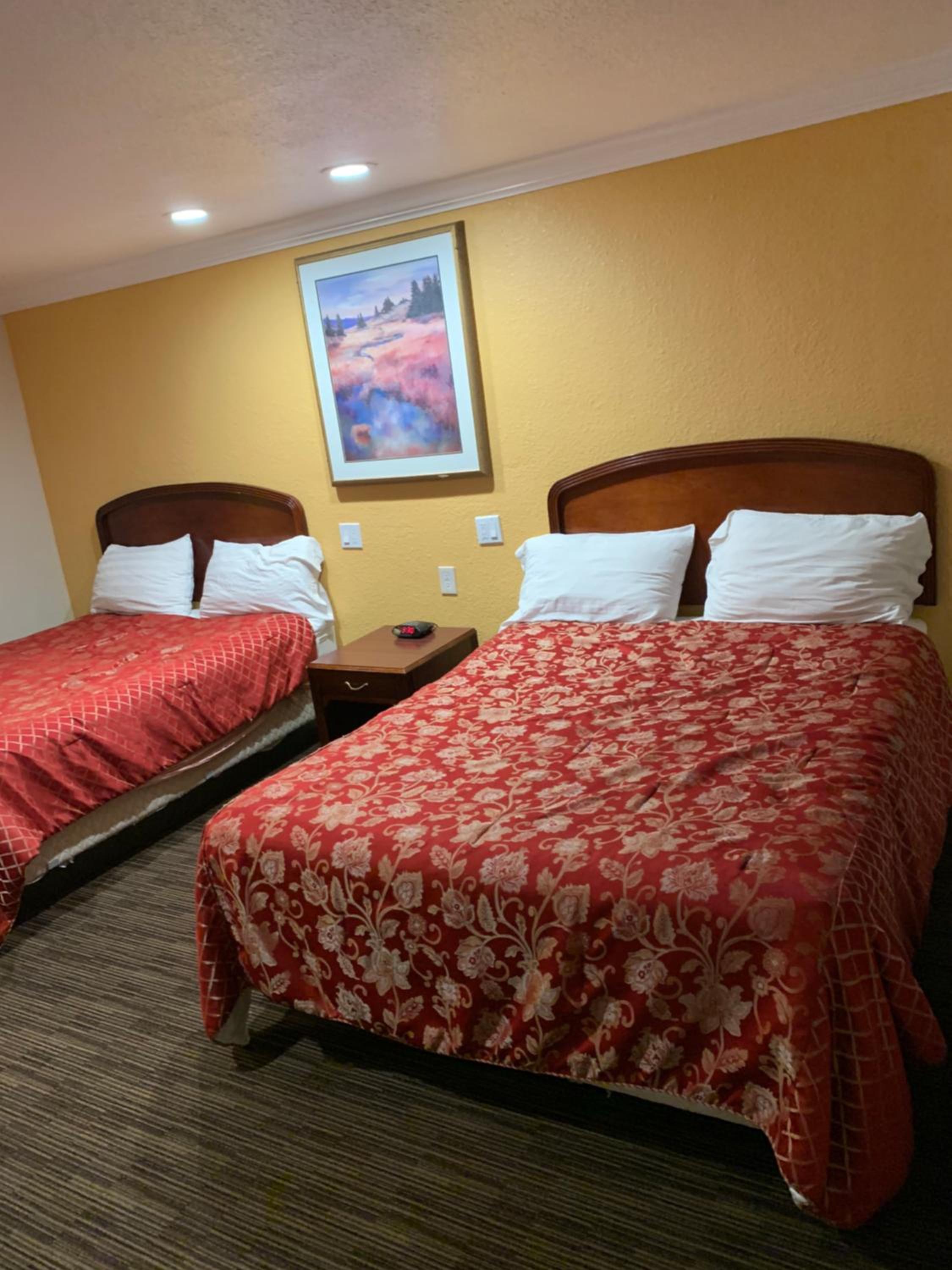 Klamath Falls Vacations - A-1 Budget Motel - Property Image 22