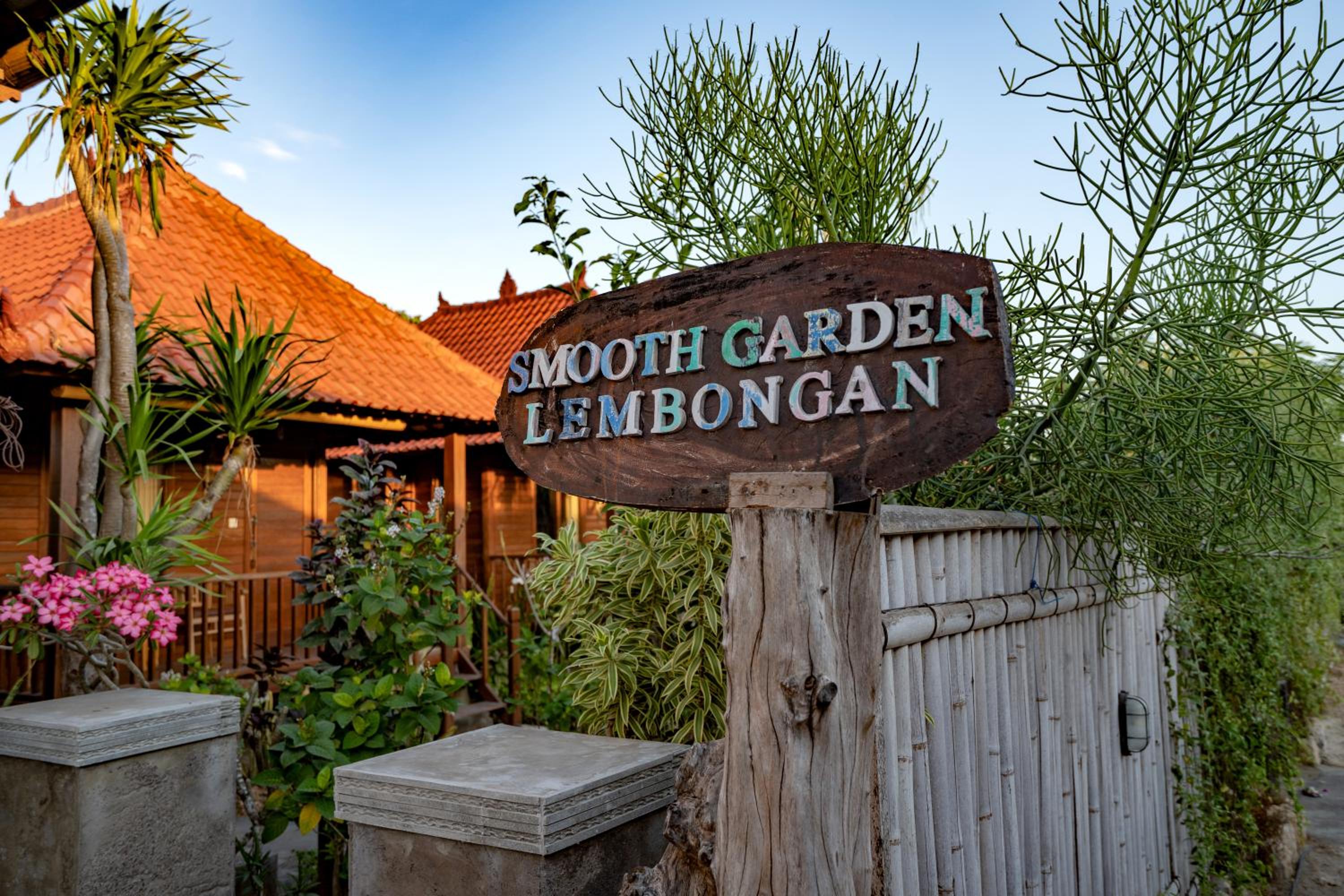 Smooth Garden view 3