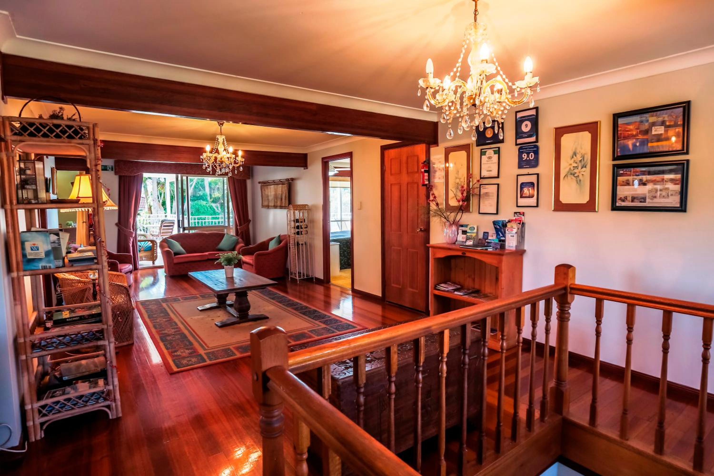 Ainslie Manor Guest House