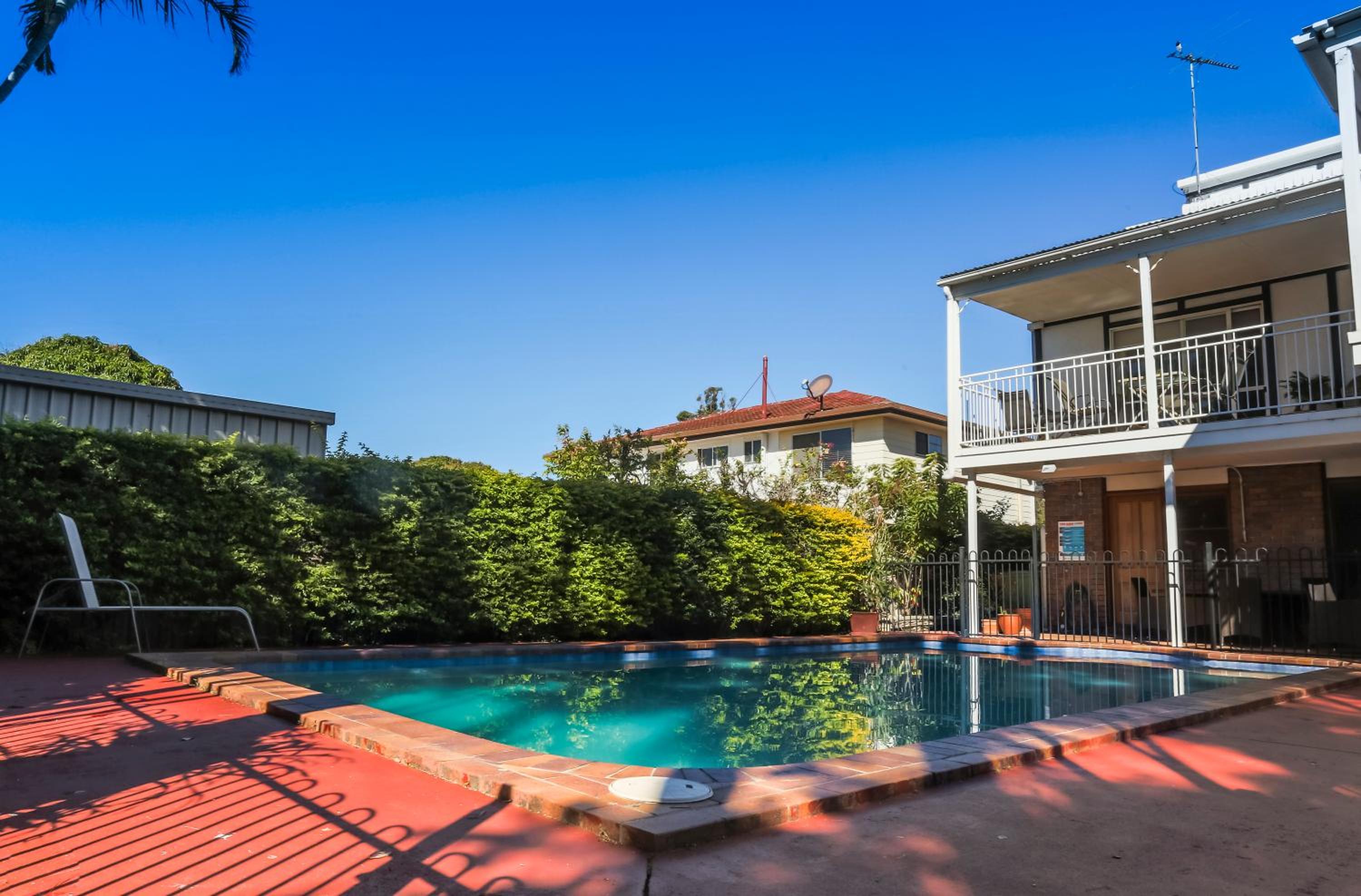 Ainslie Manor Guest House