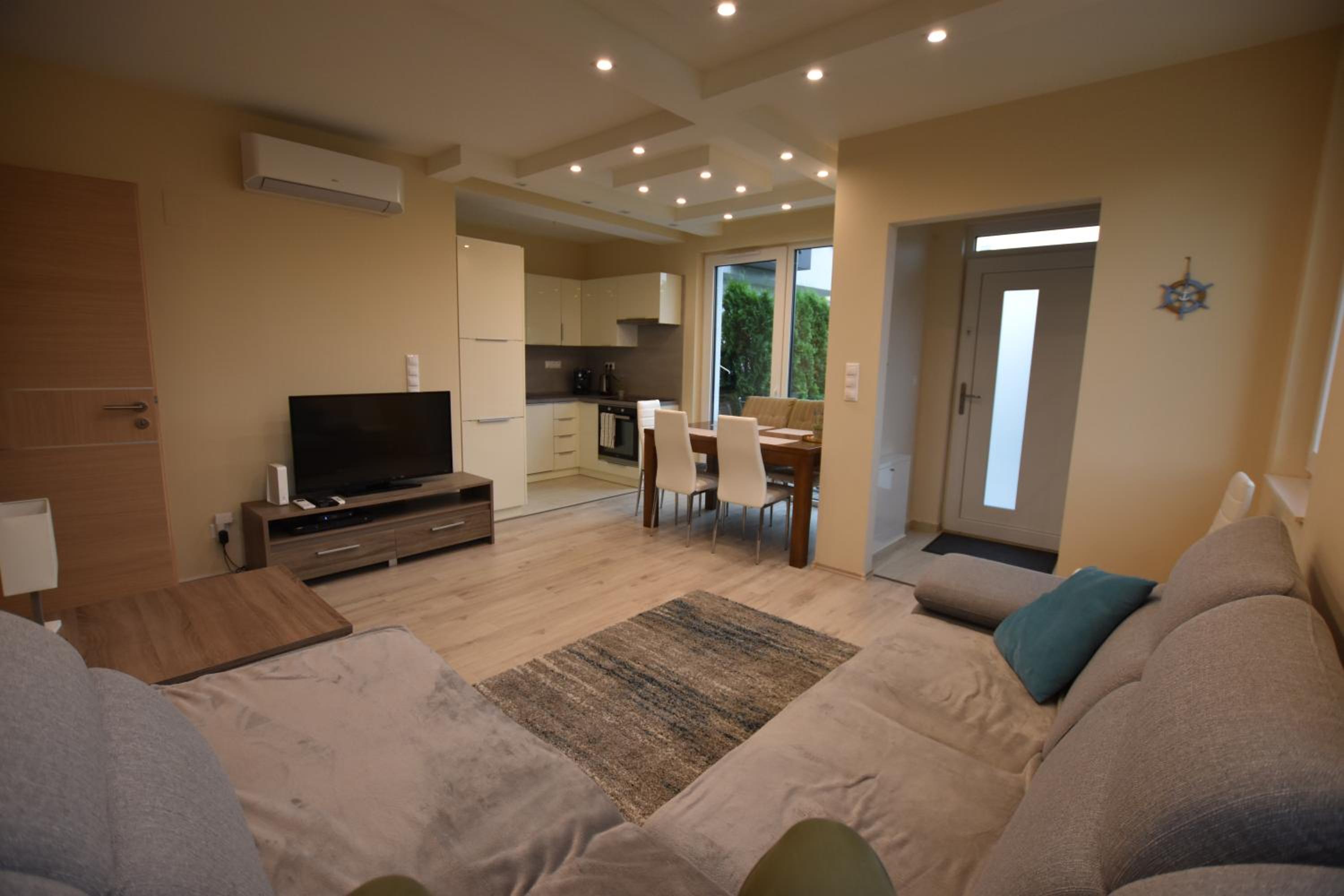 Azur apartman view 4