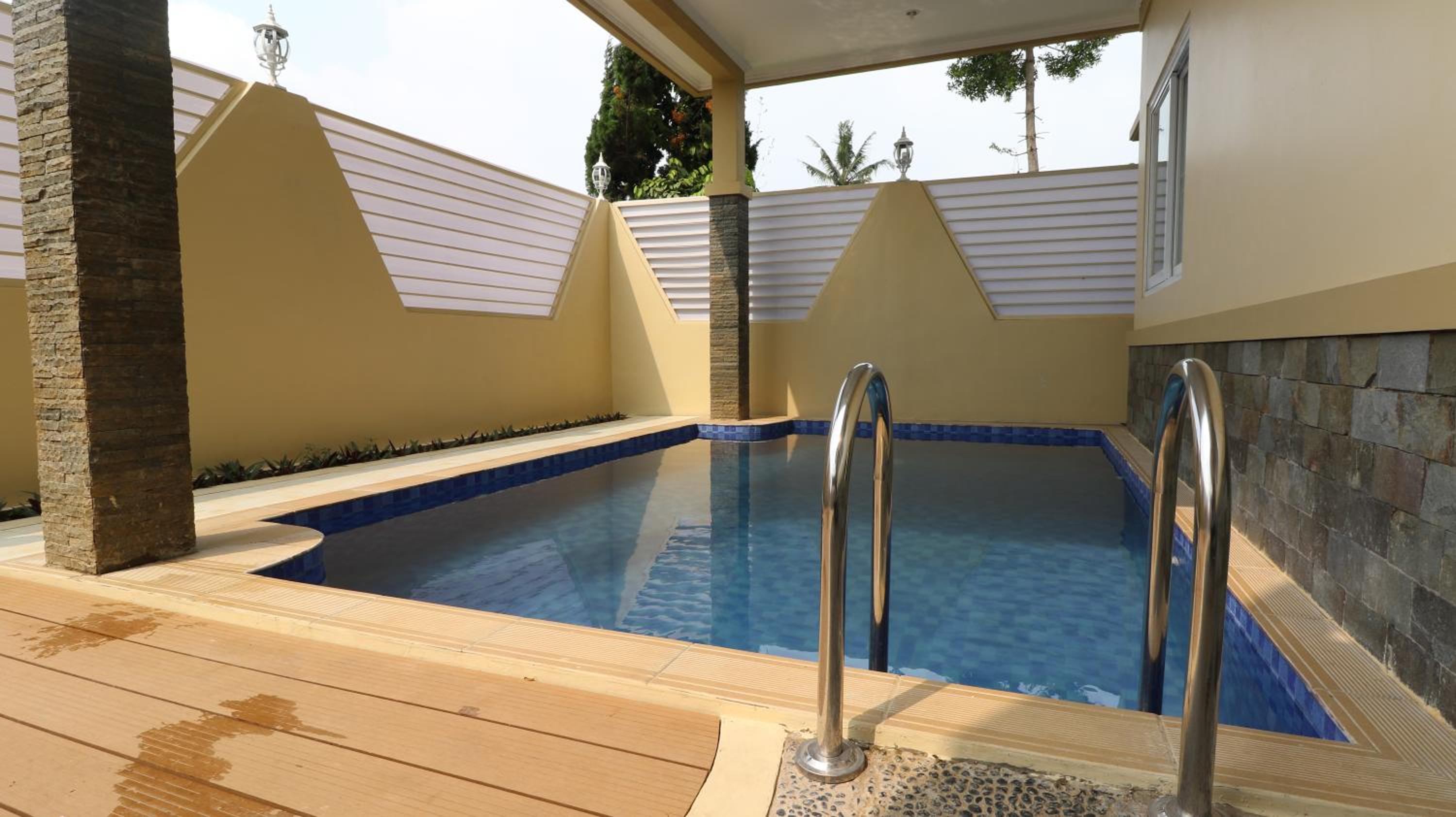 Diyar Villas Puncak H8/7 view 2