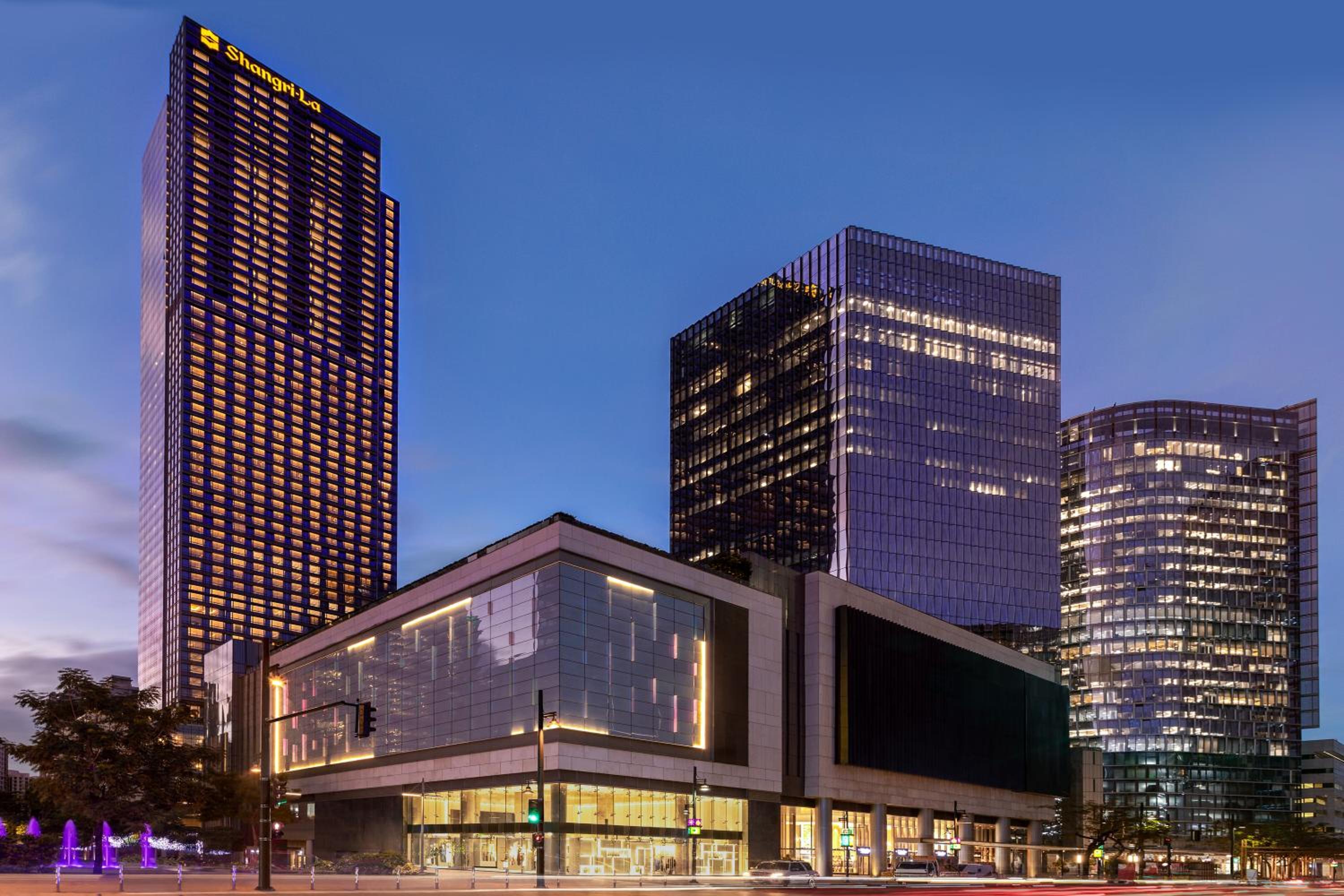 Shangri-La The Fort, Manila 2