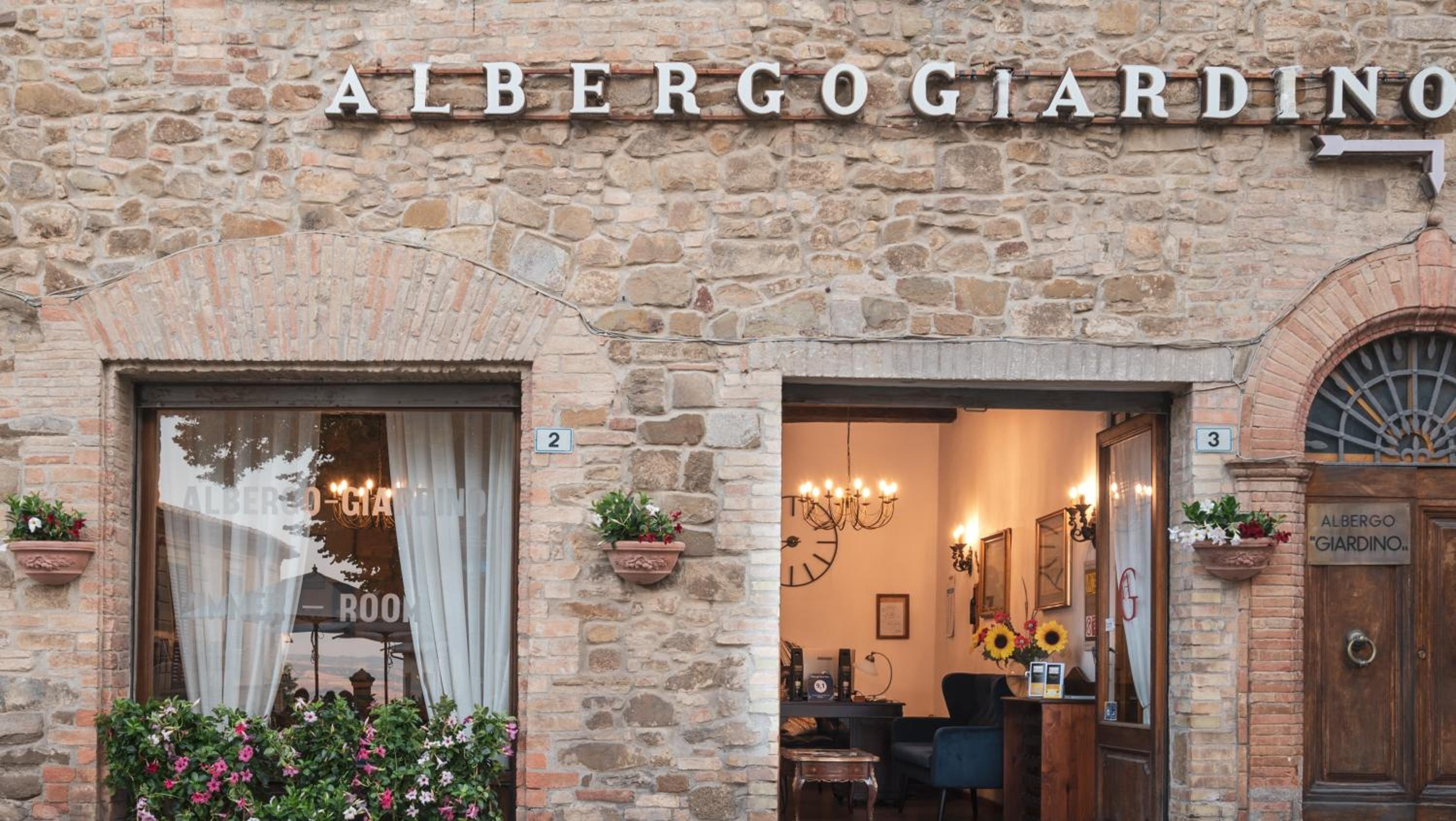 Hotel Albergo Giardino - Image 1