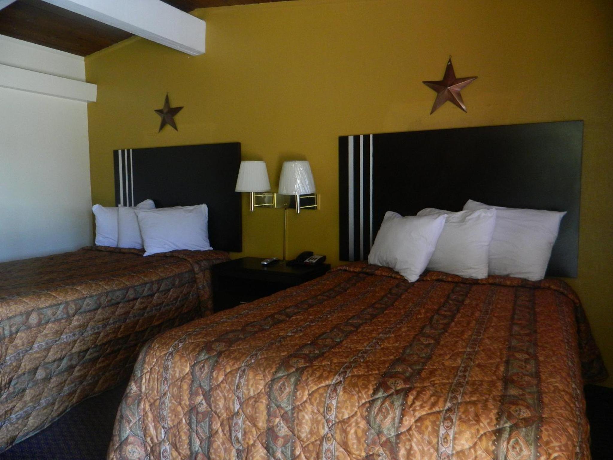 Freer Motel view 4
