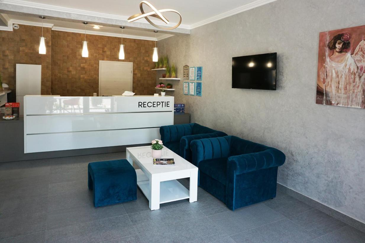 Vila Navona en Saturn — hotel reception