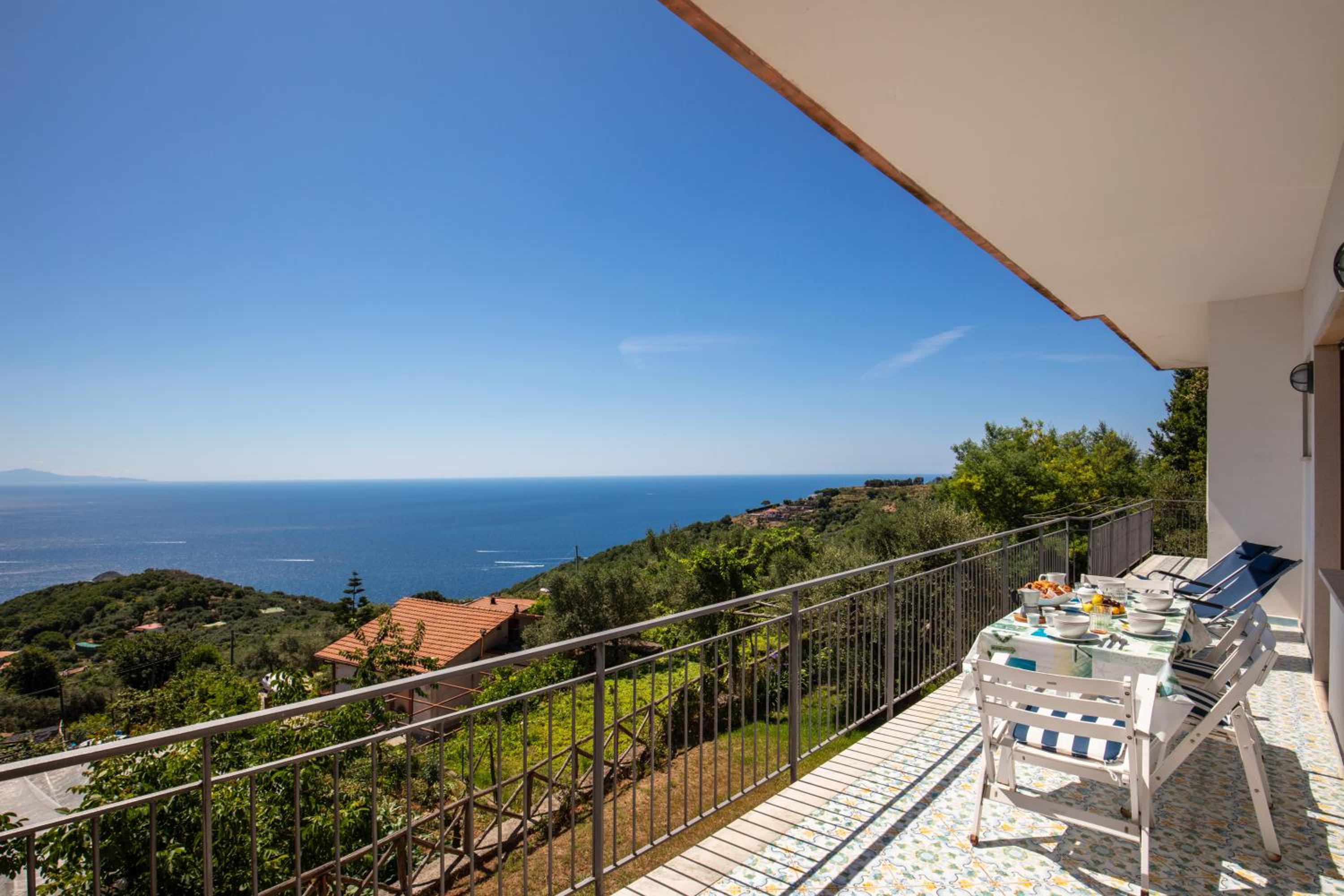 GECA'S House - Panoramic sea view studio photo 2