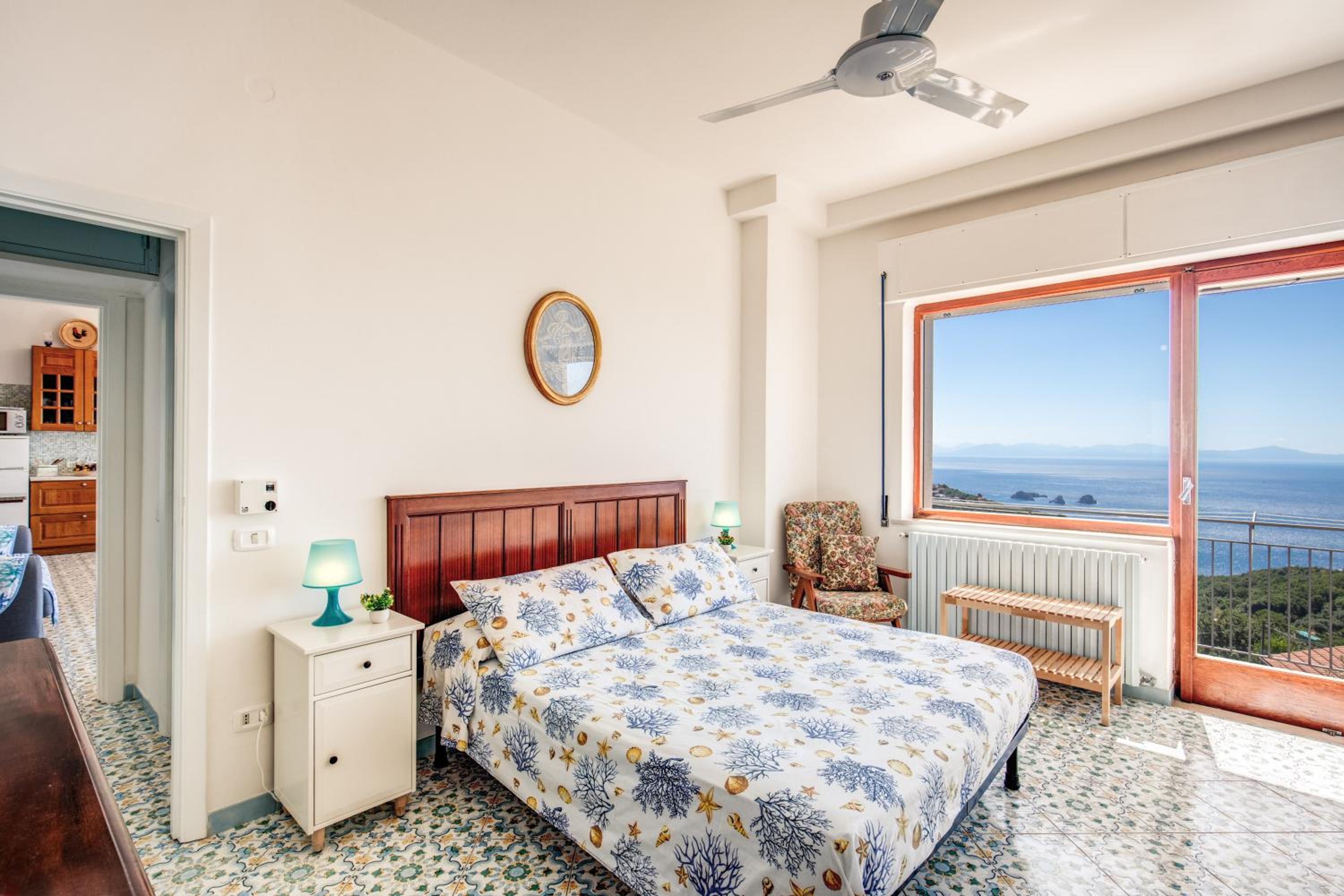 GECA'S House - Panoramic sea view studio photo 5