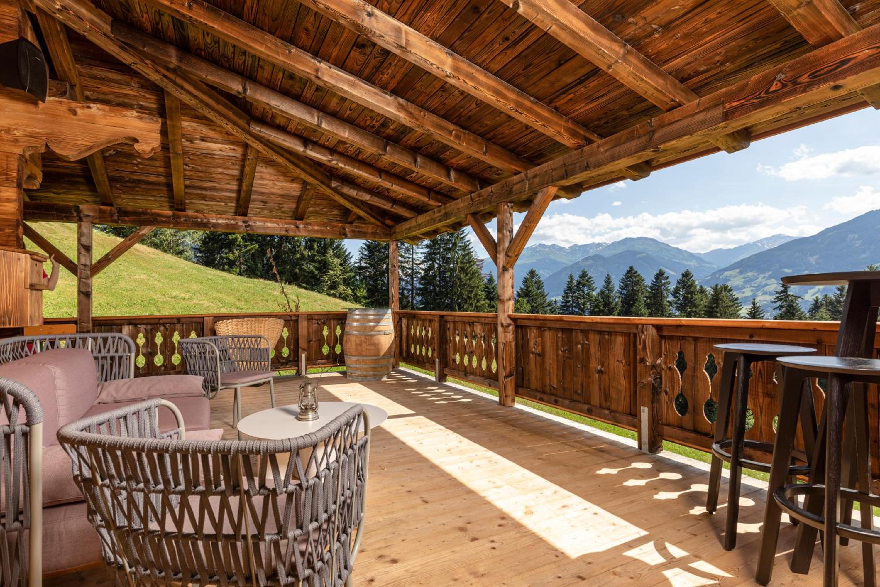 Superior Chalet Brandleit view 3