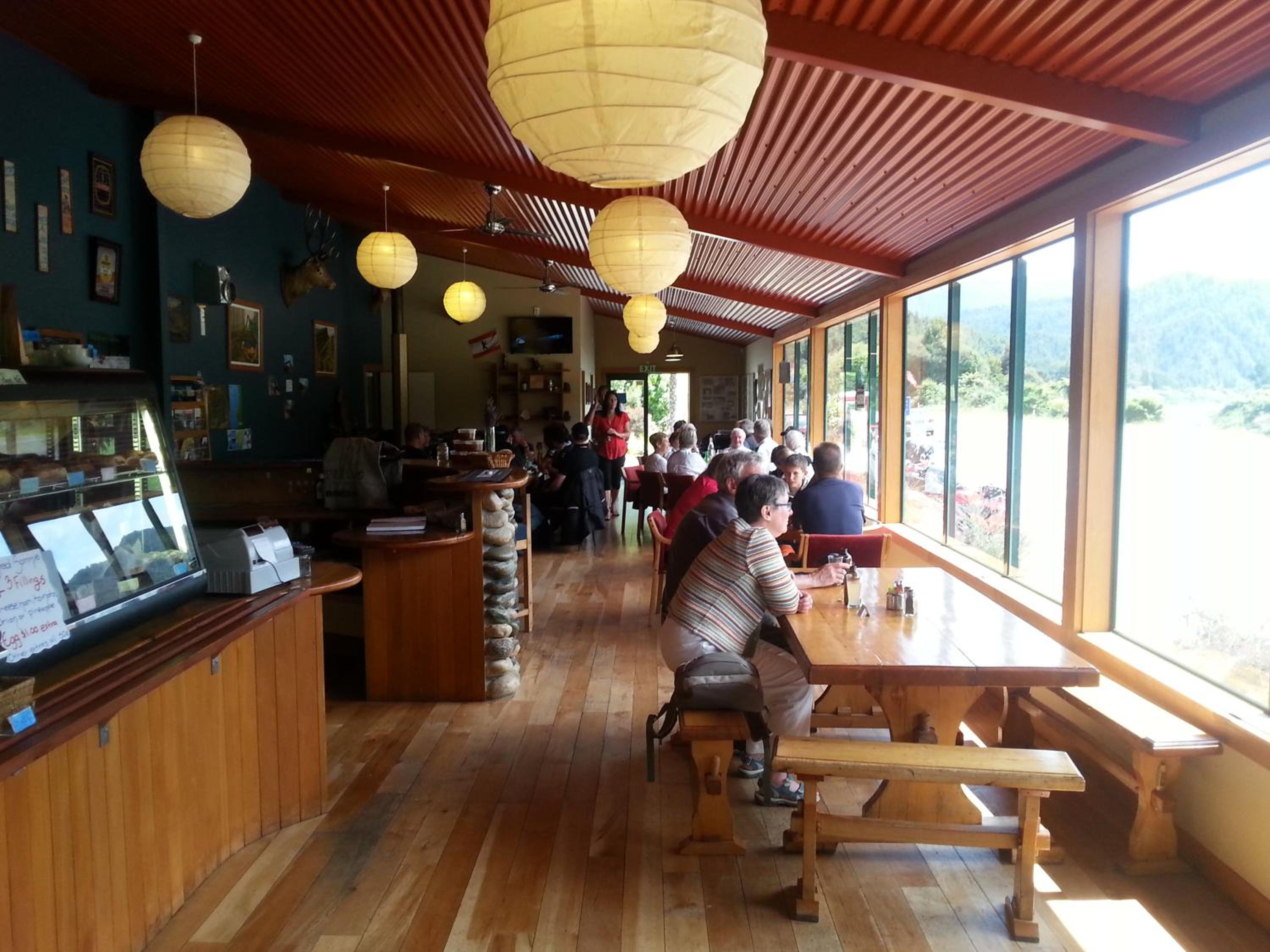 Berlins cafe, bar and backpackers