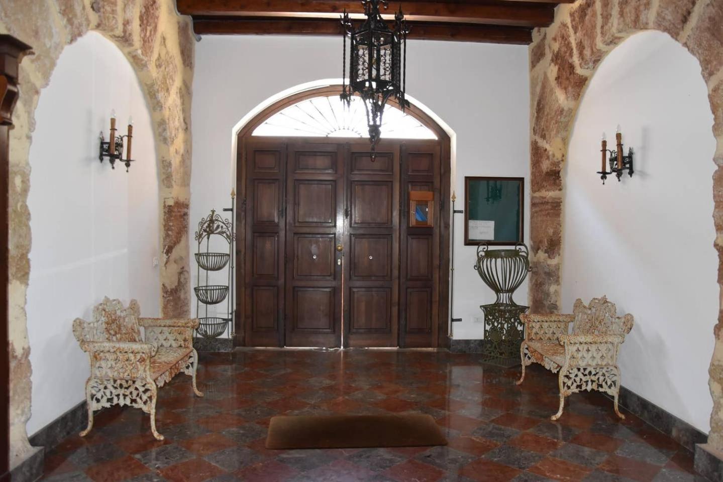 Anna's Home in Historical Center view 3