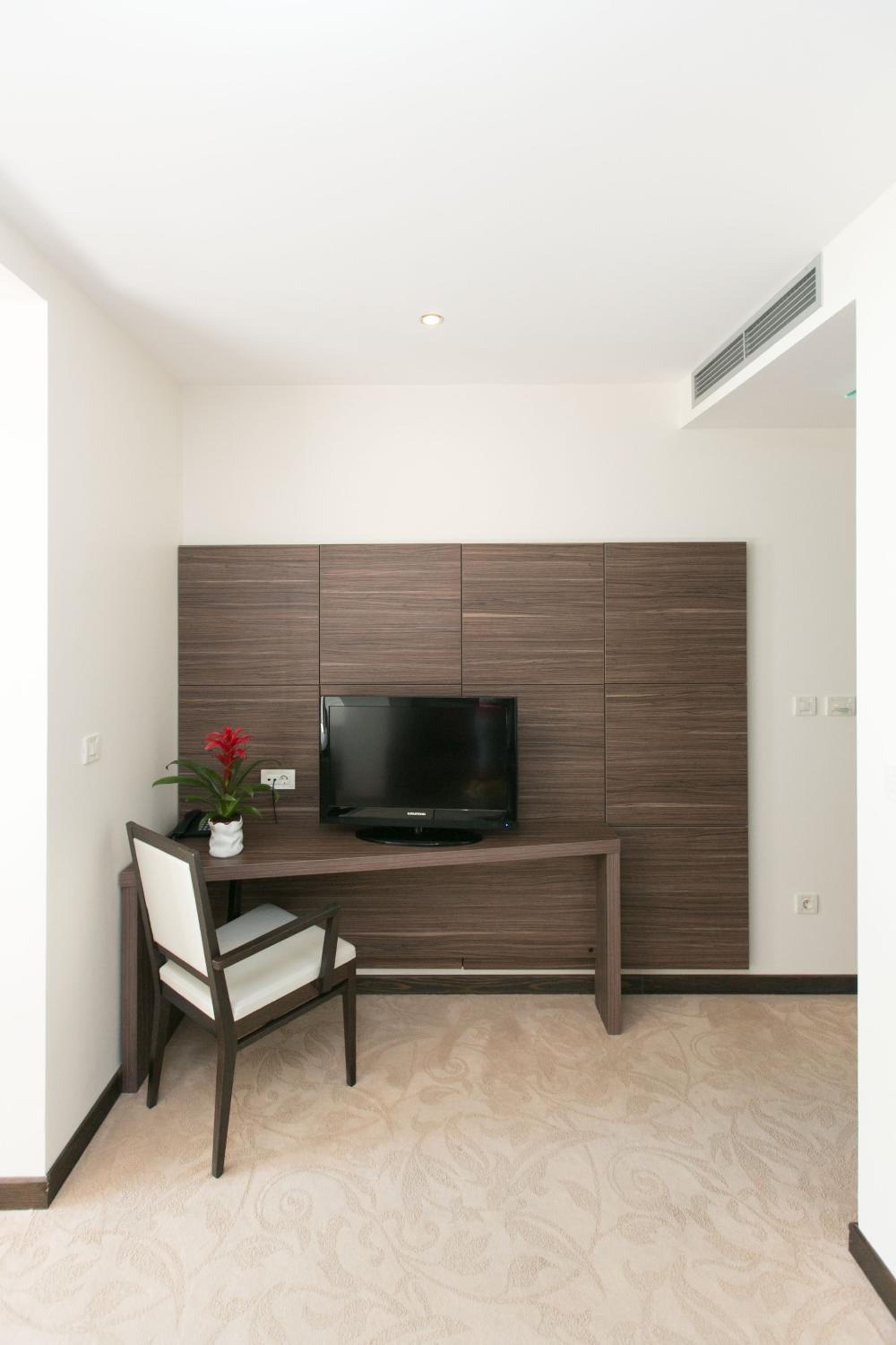 Podstrana Vacations - Hotel Beach Split - Property Image 13