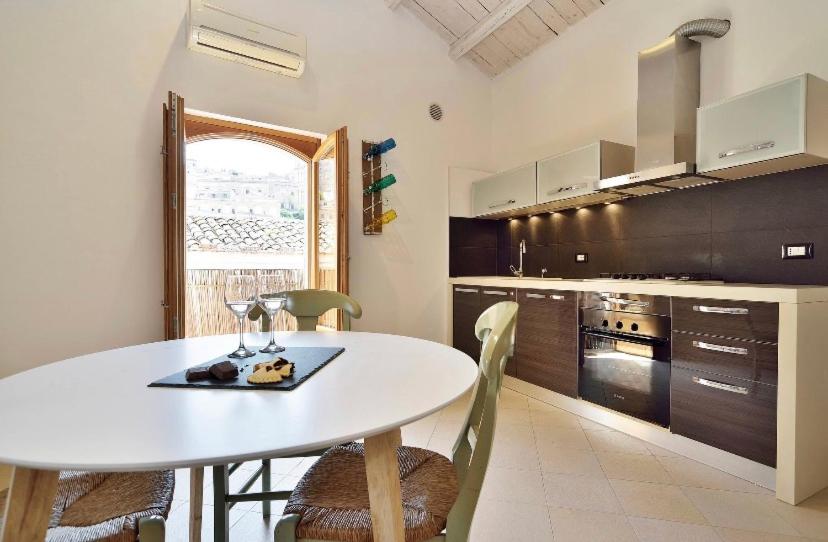 Modica Vacations - Casa Vasa - Property Image 20