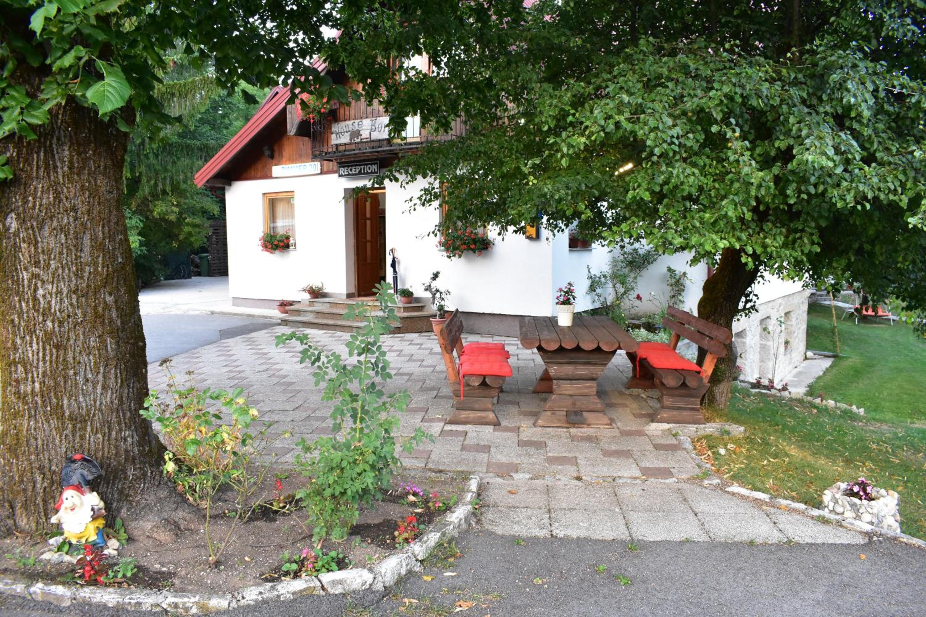 Photo 30