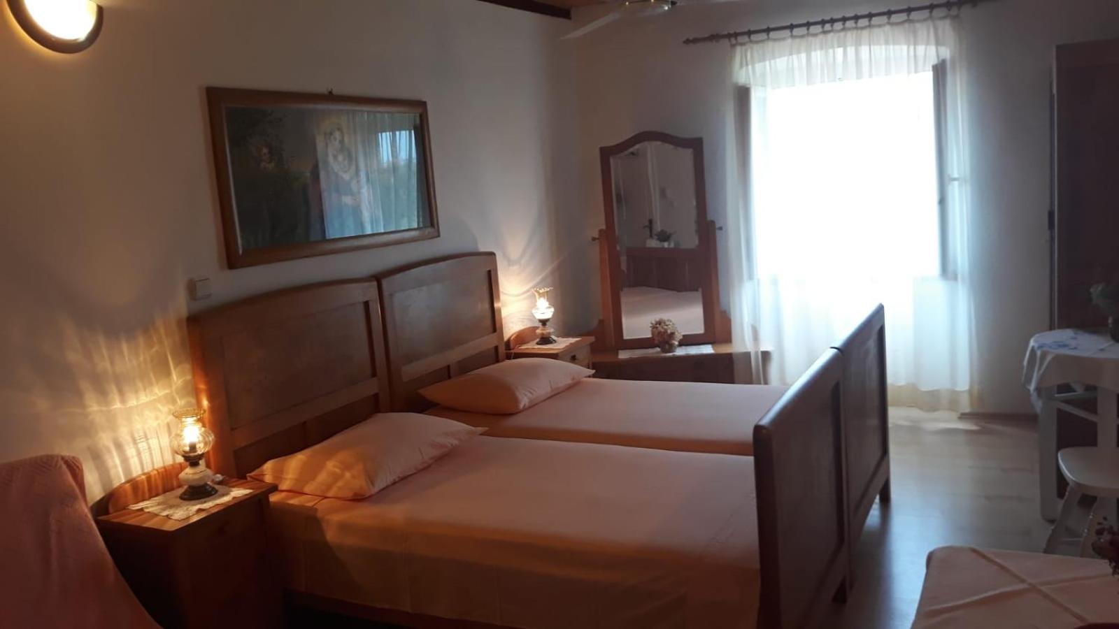 Apartments Lovor