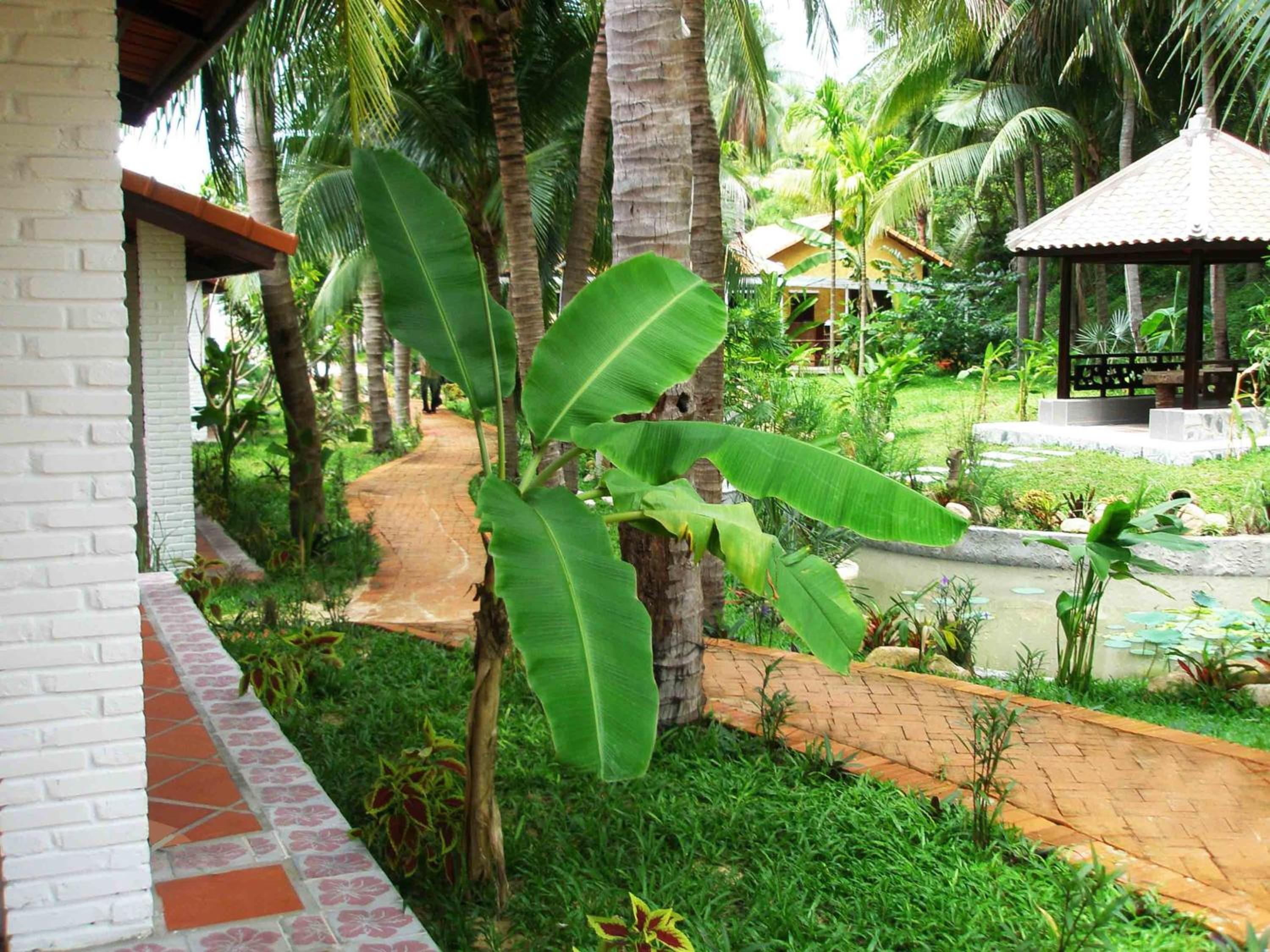 Green Hill Resort and Spa