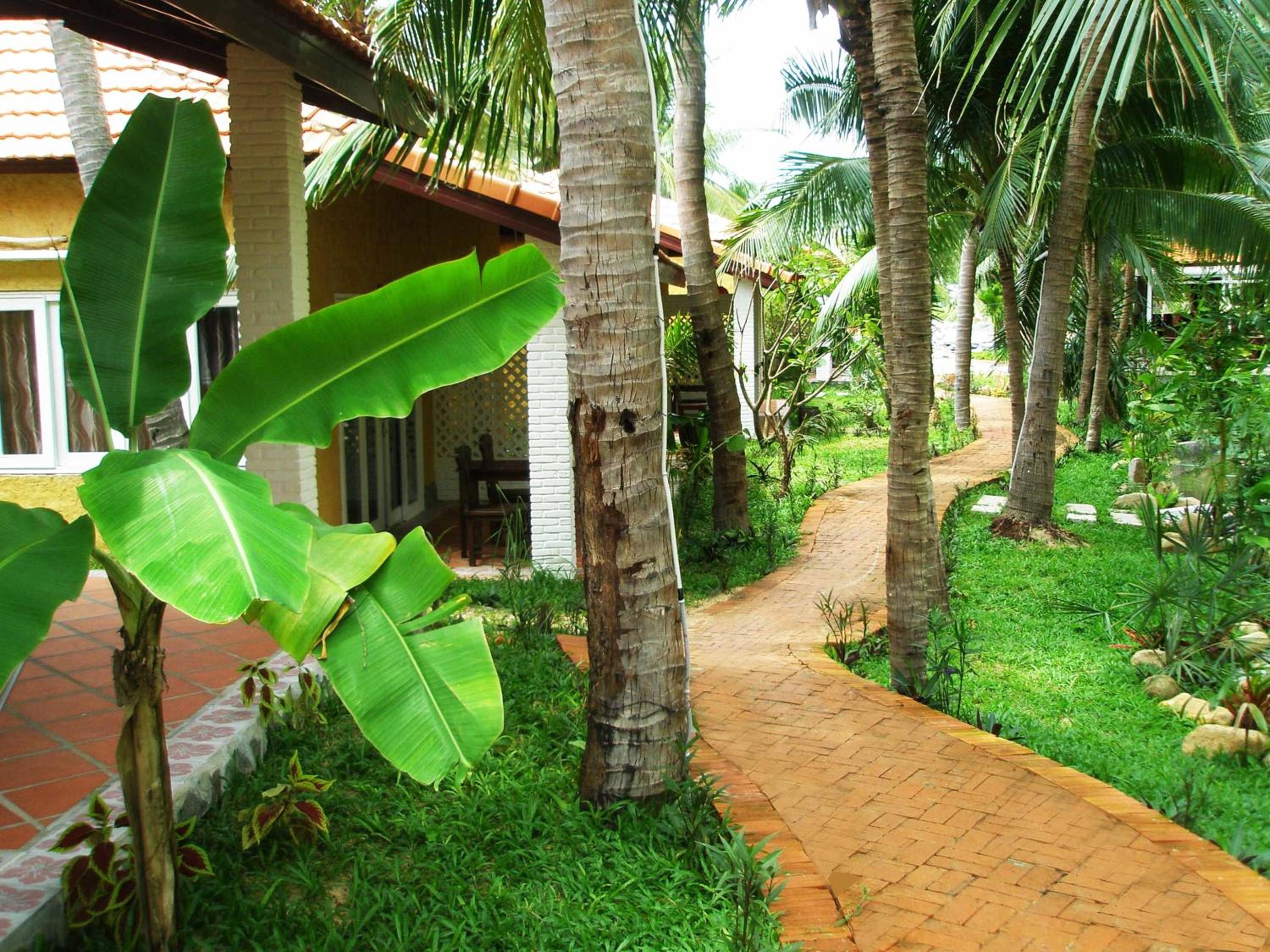 Green Hill Resort and Spa