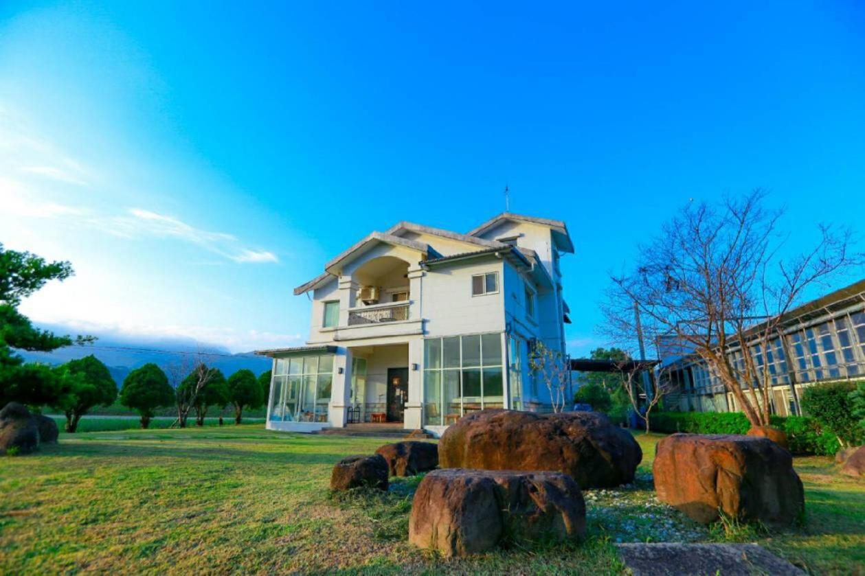 Star House