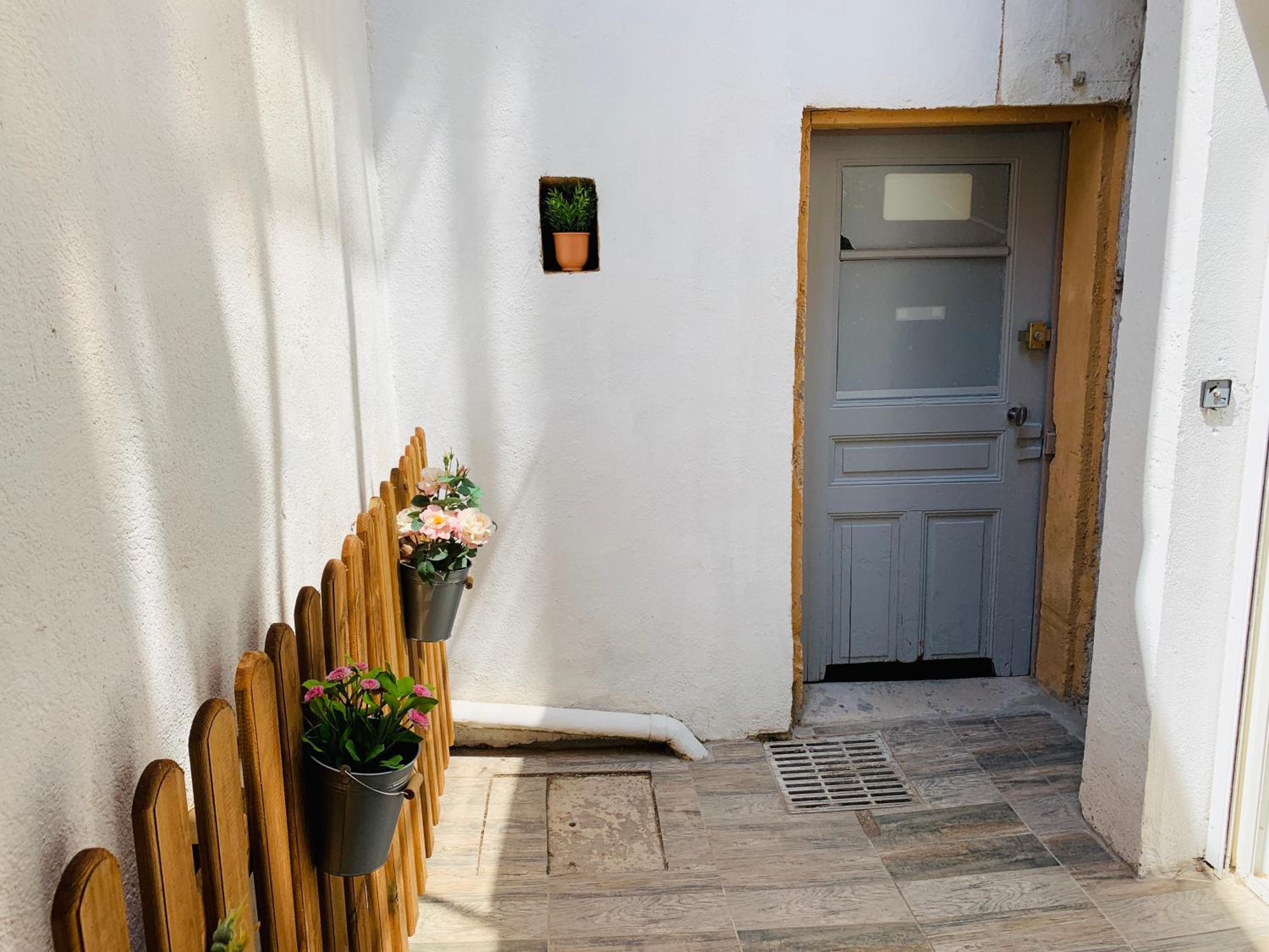 Photo 11