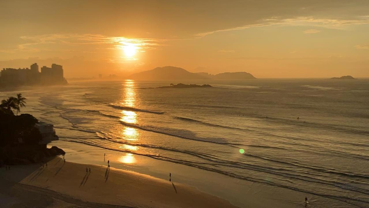 Apto Guarujá de frente para o mar - Praia Astúrias view 5