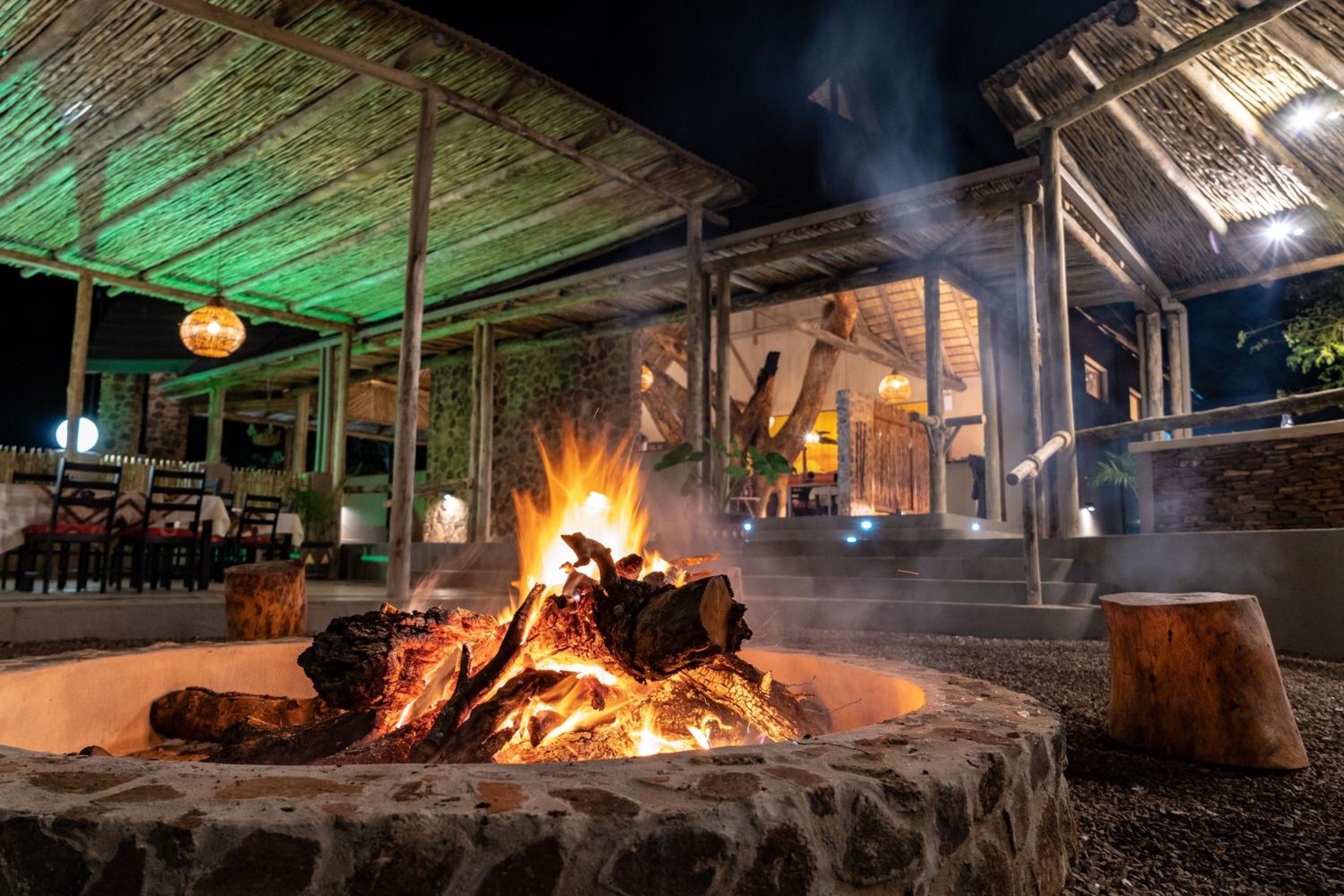 Hluhluwe Vacations - Gooderson DumaZulu Lodge - Property Image 3