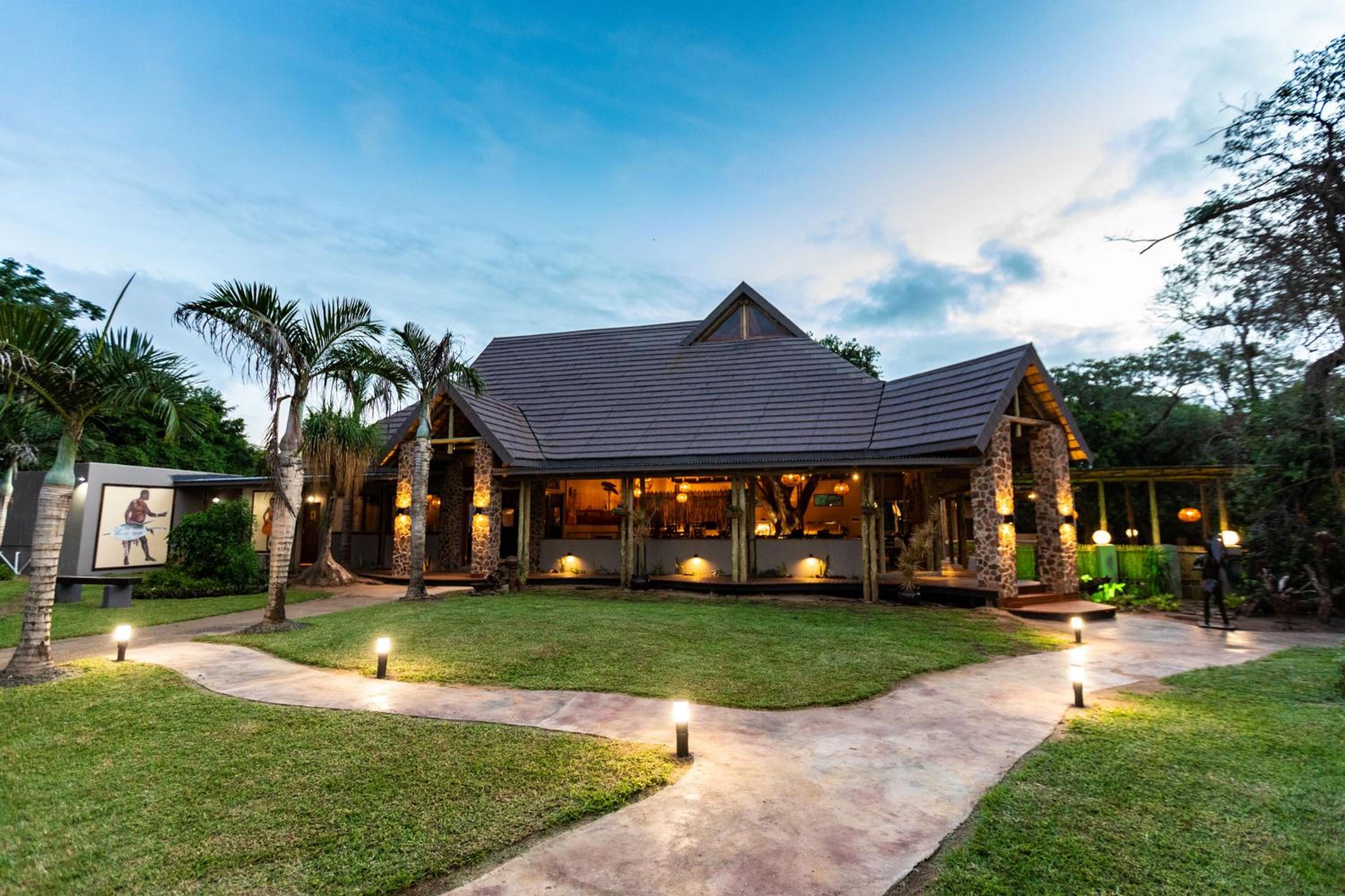 Hluhluwe Vacations - Gooderson DumaZulu Lodge - Property Image 1