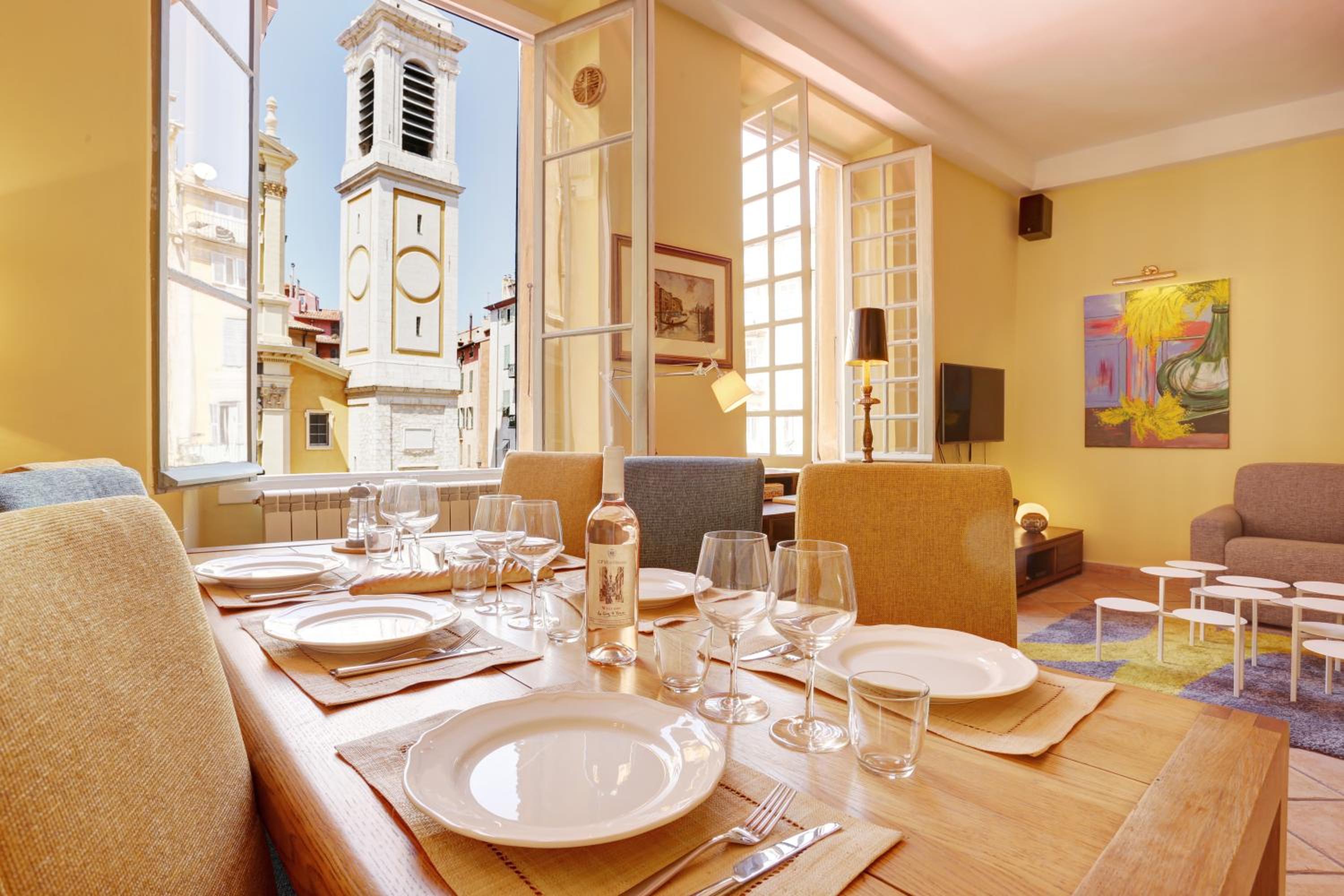FONTAINE - CHARMING PROVENCAL, Clim, 6 GUEST, OLD TOWN NICE view 3