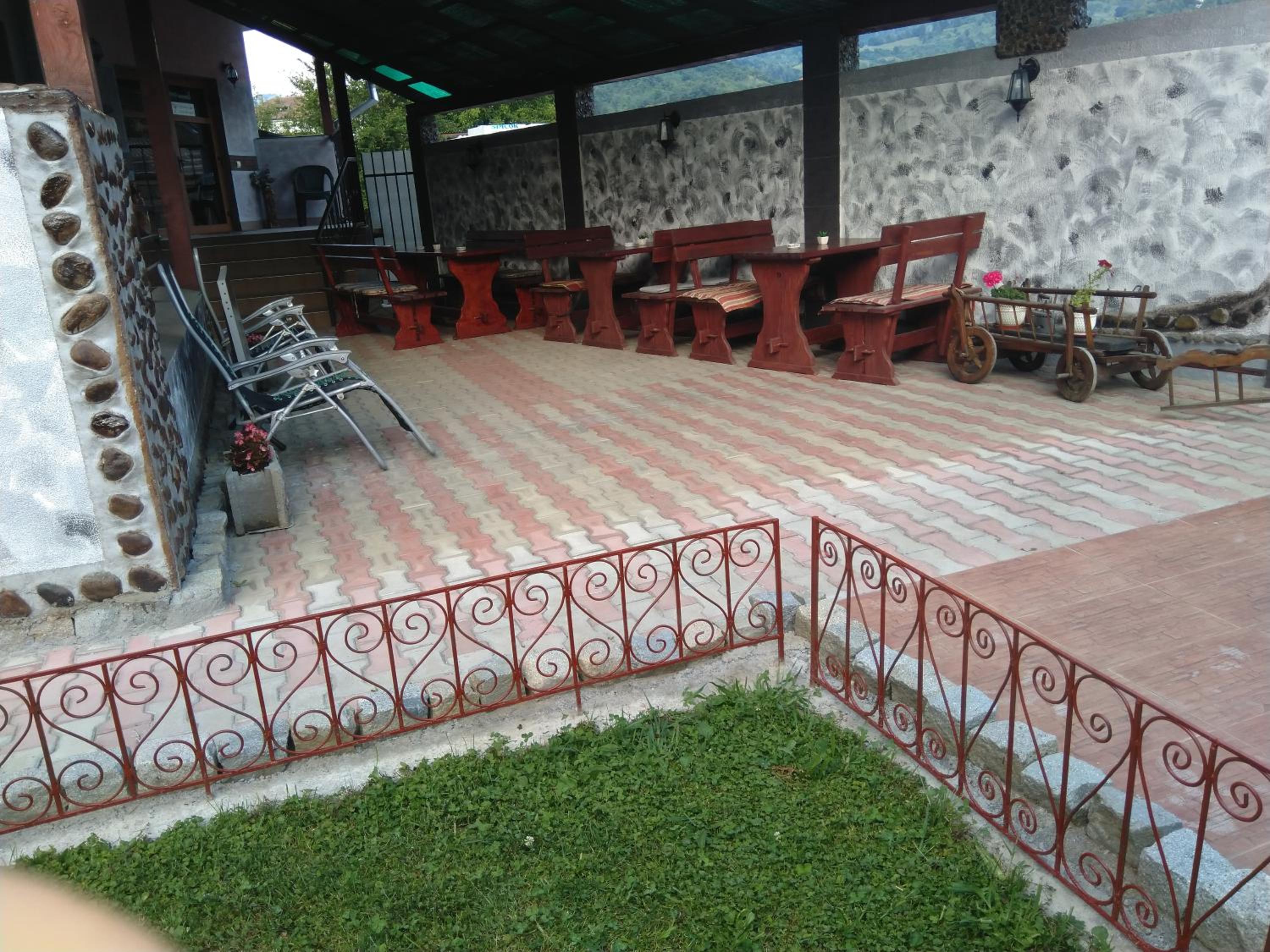 Photo 12