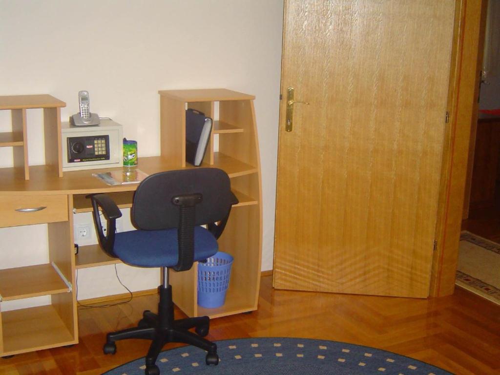 Photo 40