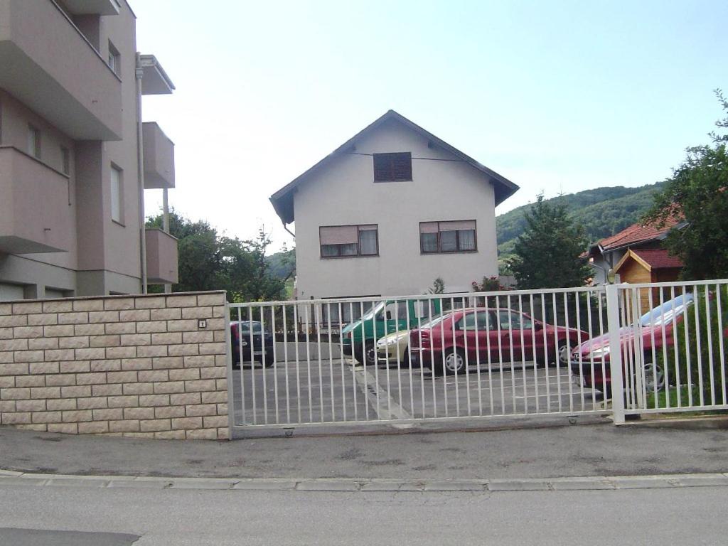 Photo 9