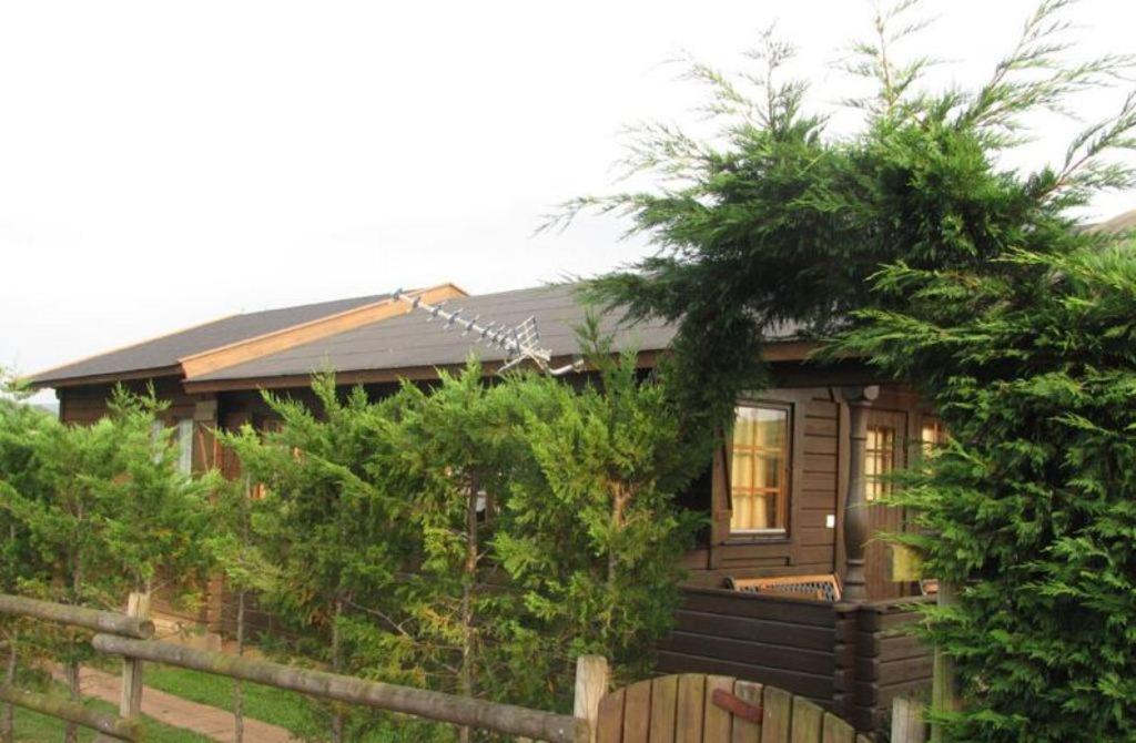 Cabañas De Cabárceno