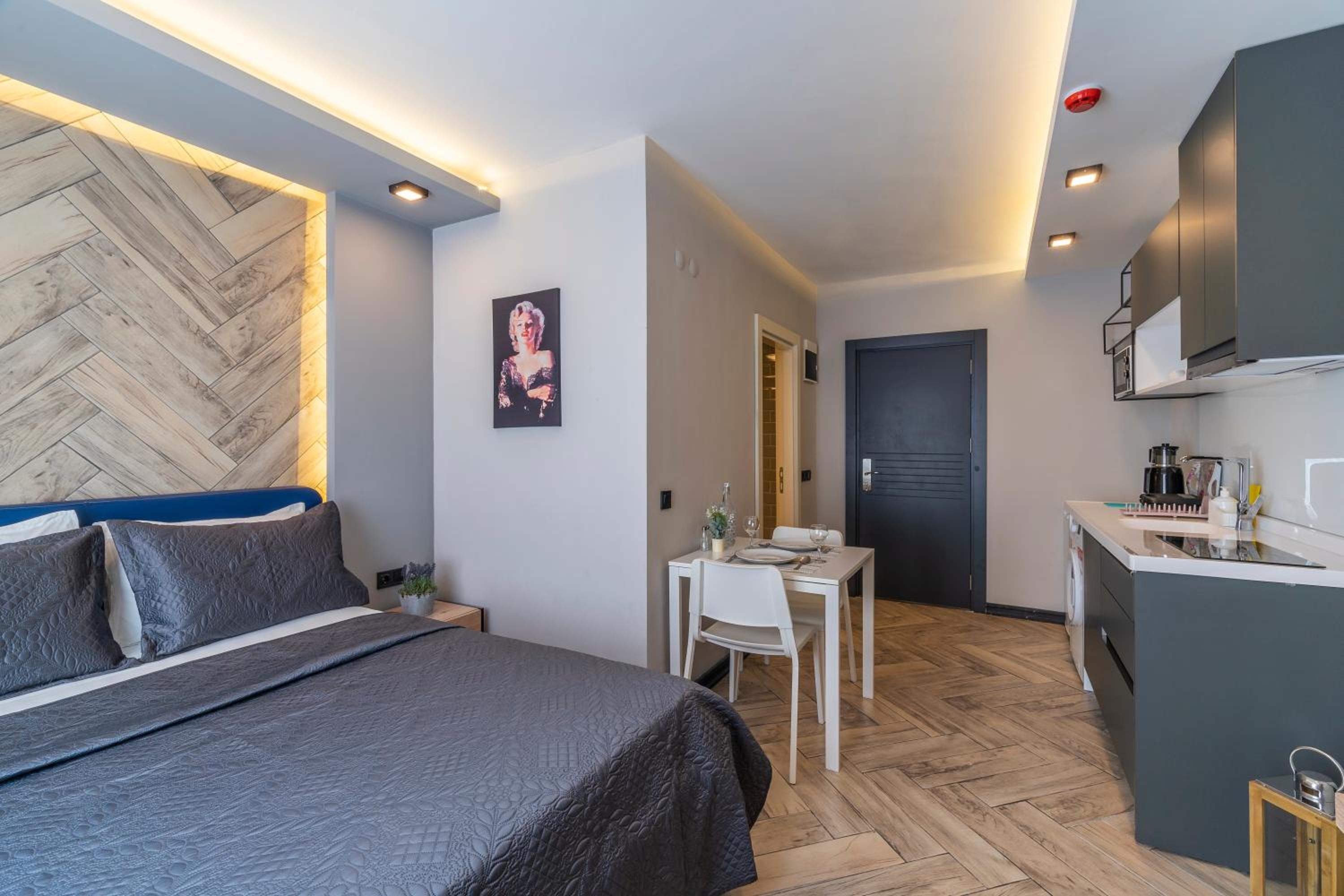 Meyde Boutique Suites - Image 28