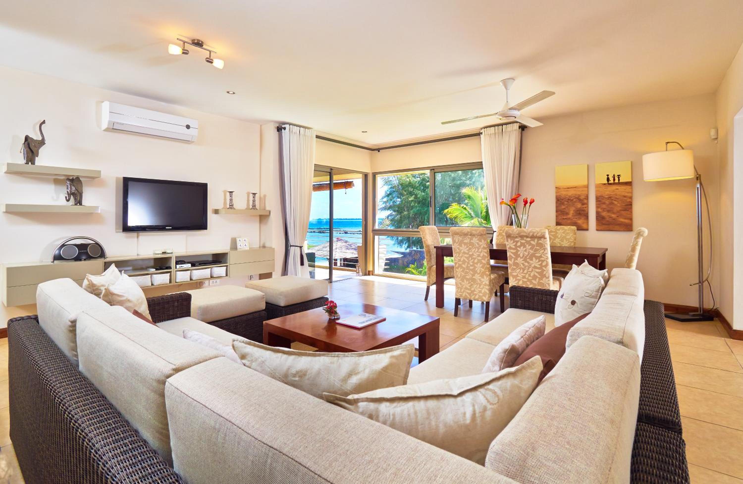 Bon Azur Beachfront Apartments & Penthouses by LOV Mauritius, Trou Aux Biches