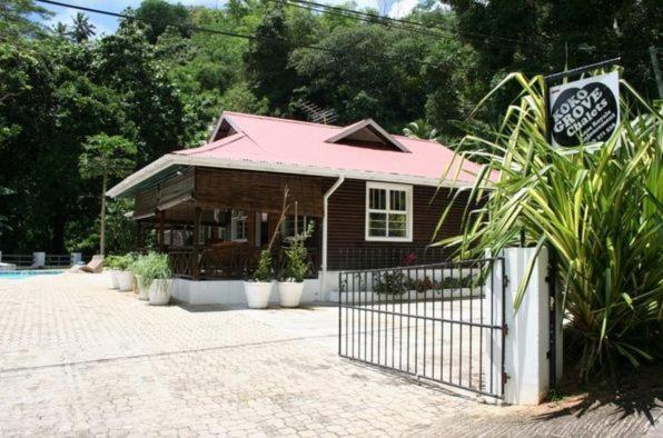 Hotel Kokogrove Chalets - Image 1