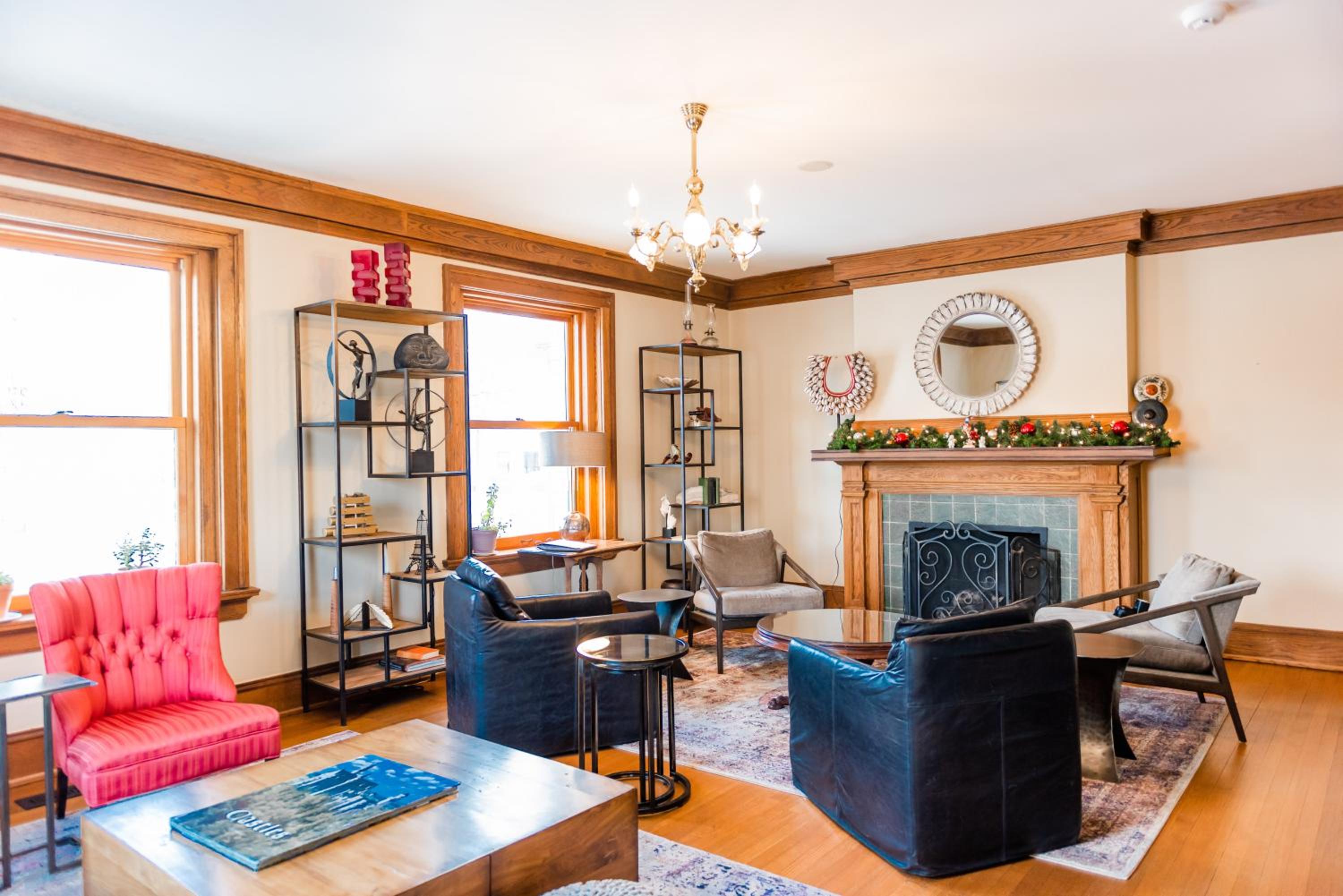 Inn at 835 Boutique Hotel - Image 3