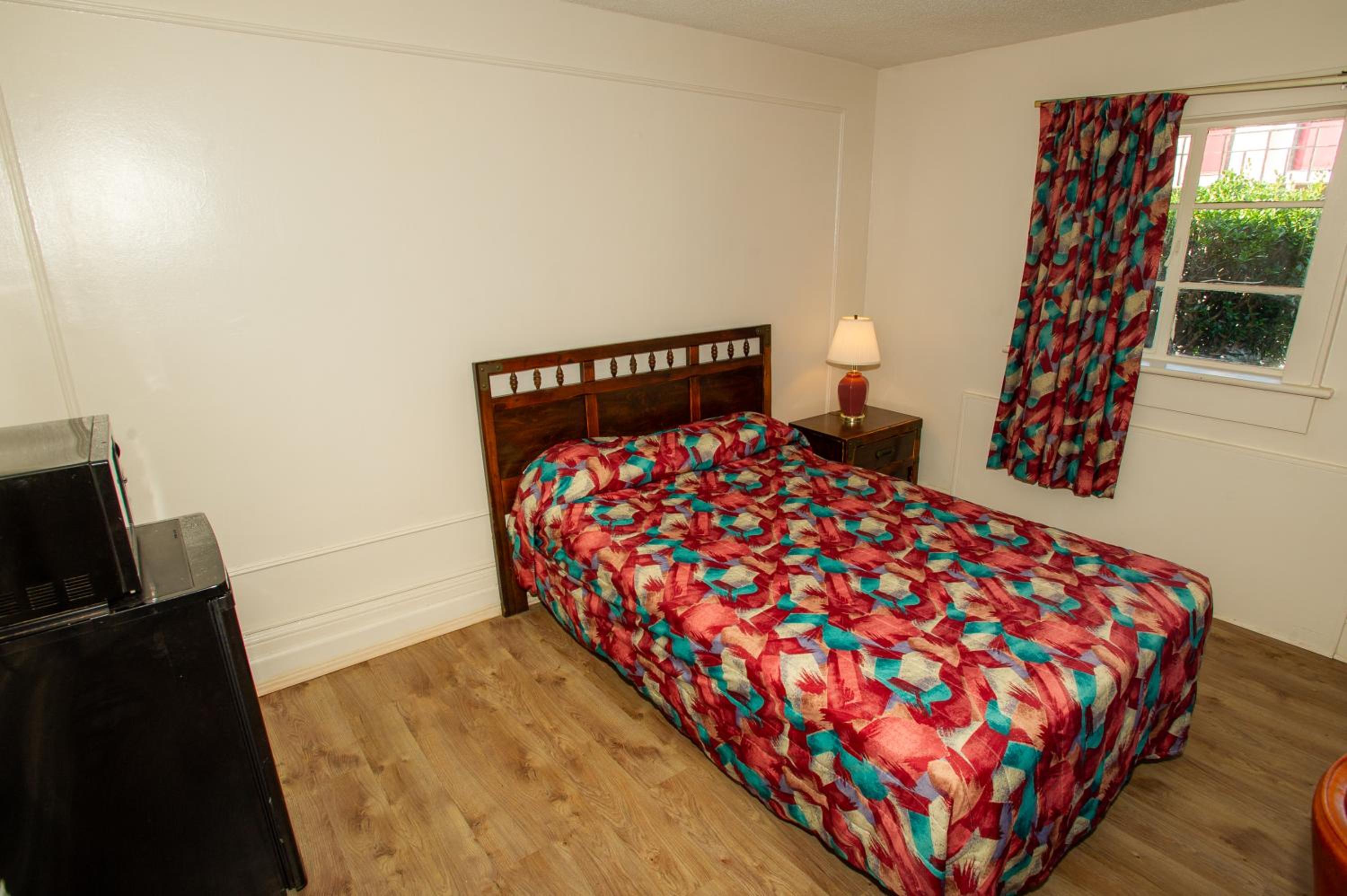 Coach House Inn