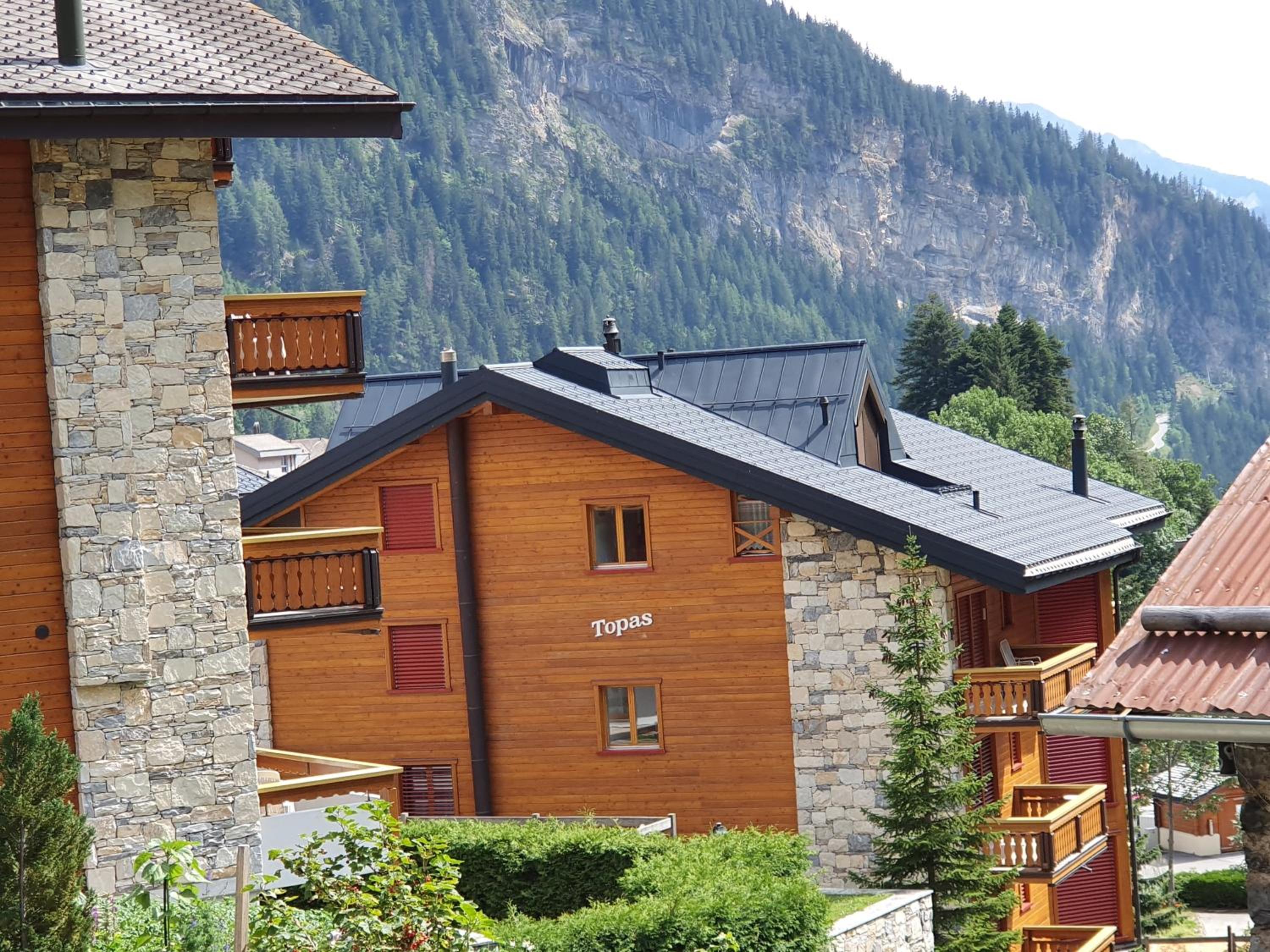 Moderne Wohnung im Zentrum von Leukerbad, Haus Topas