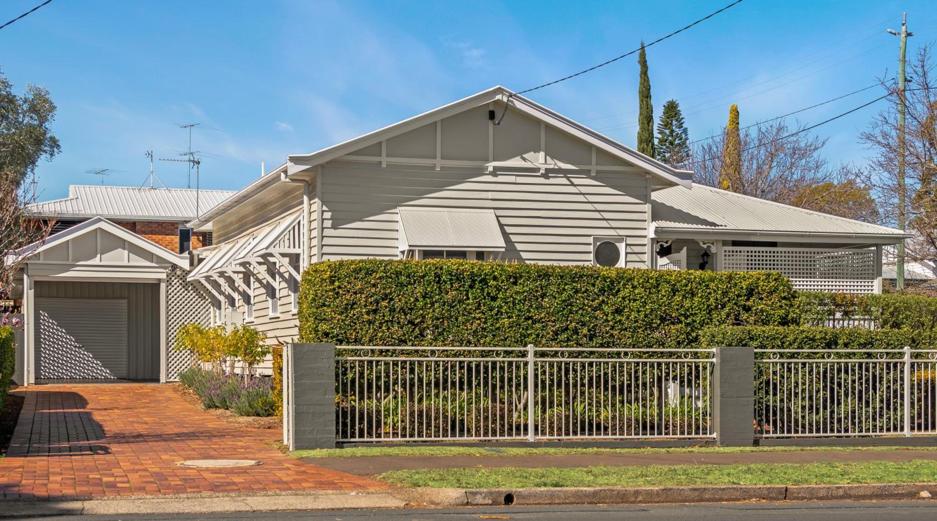 Frangipani House