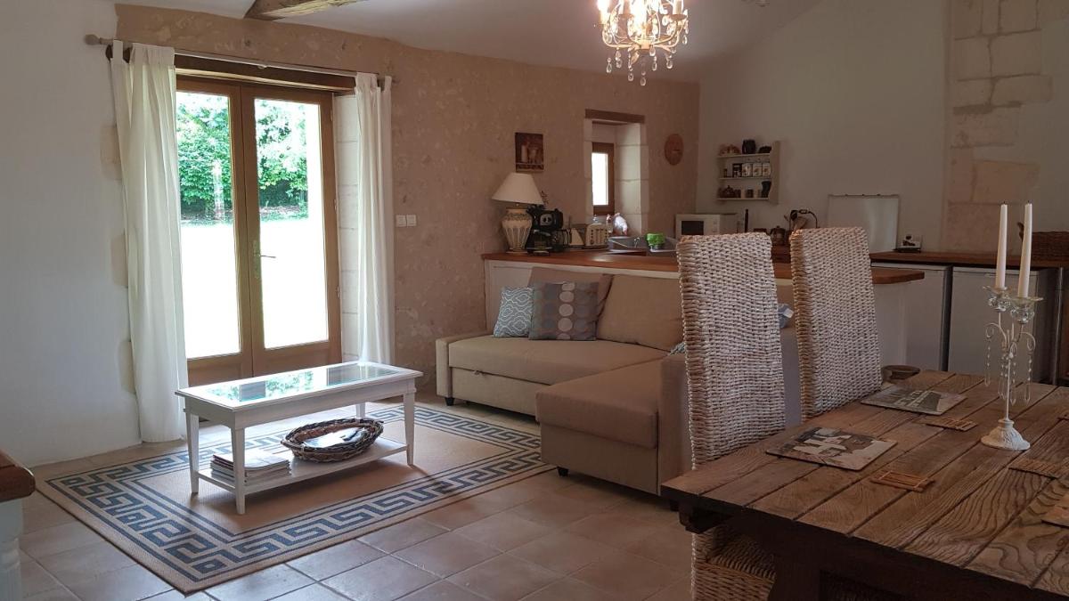 Villa Duroux view 2