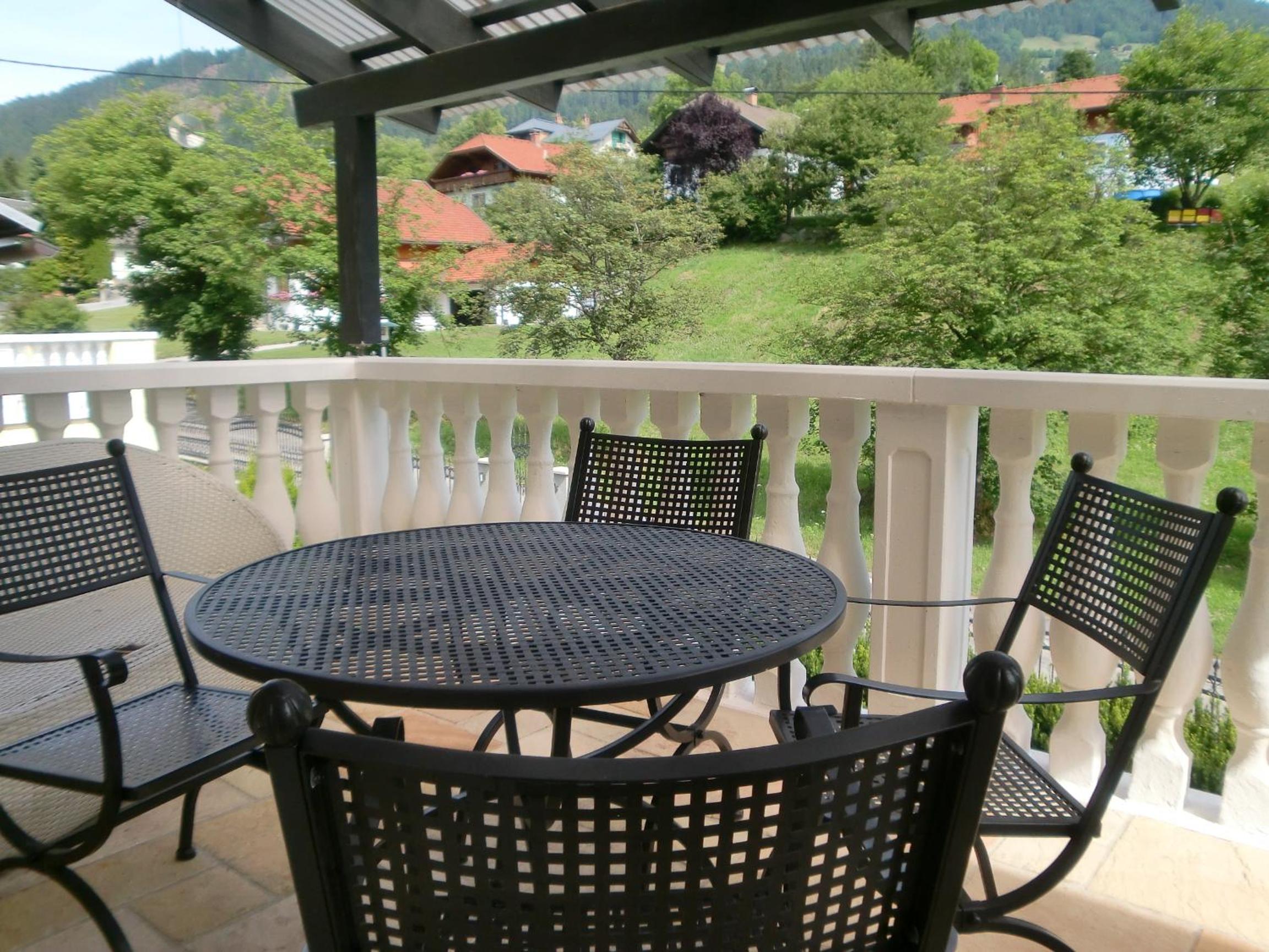 Garten- & Loggia-Appartement HERRENHAUS