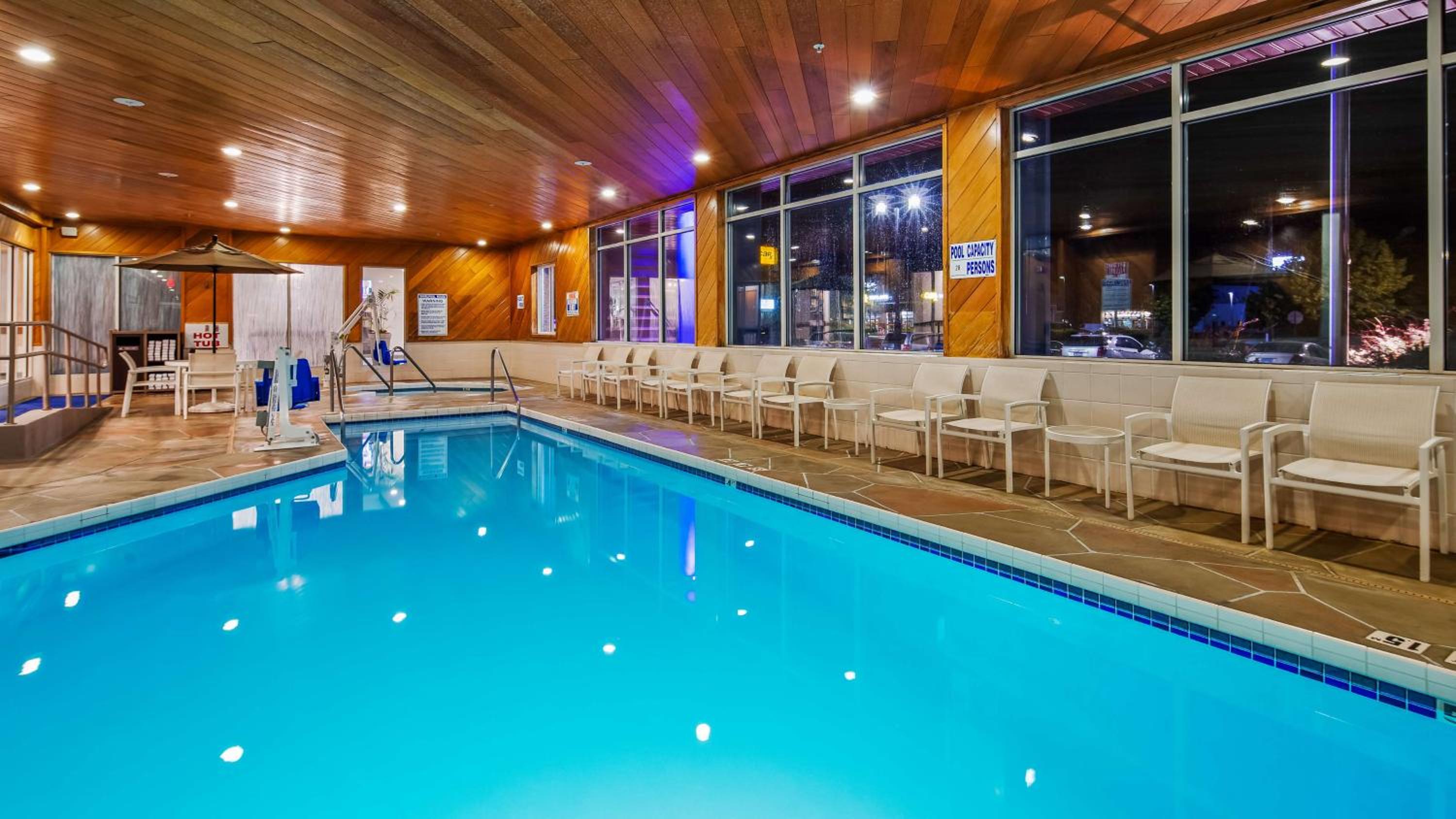 Minneapolis / St Paul Vacations - Best Western Plus Hudson I-94 - Property Image 1