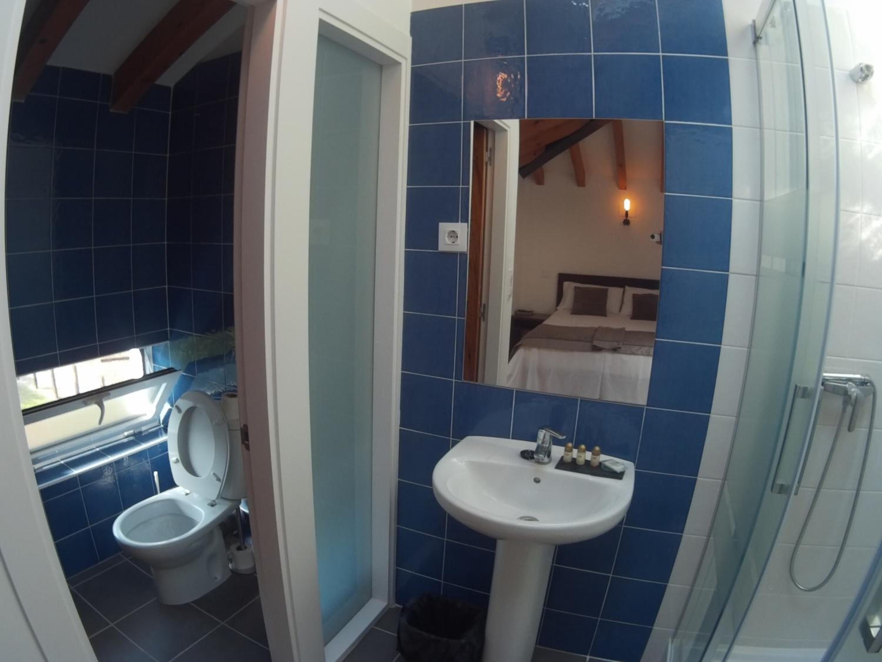 Photo 48
