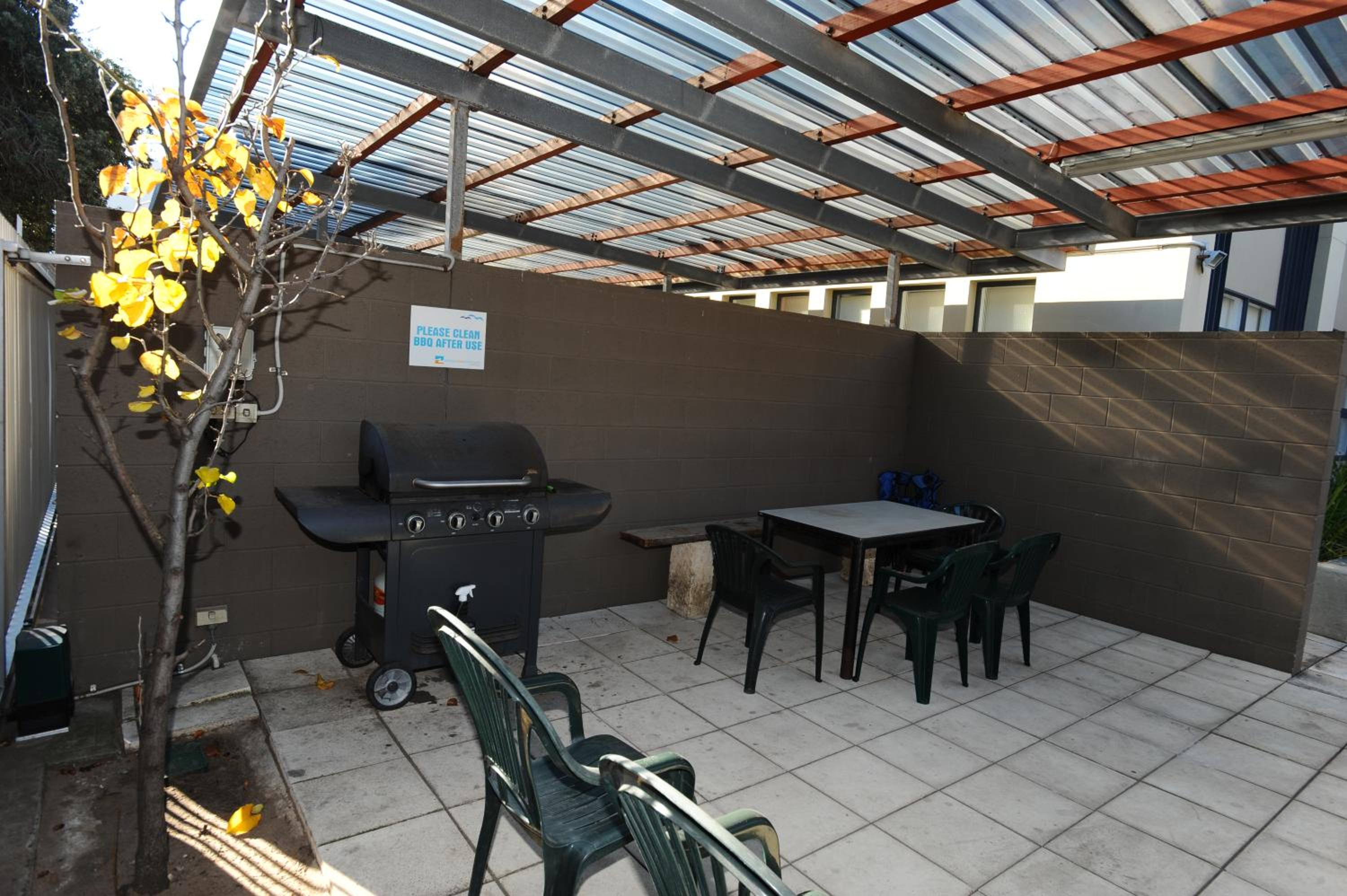Glenelg Holiday Apartments-Ellis 200 meters to the Beach Free Parking